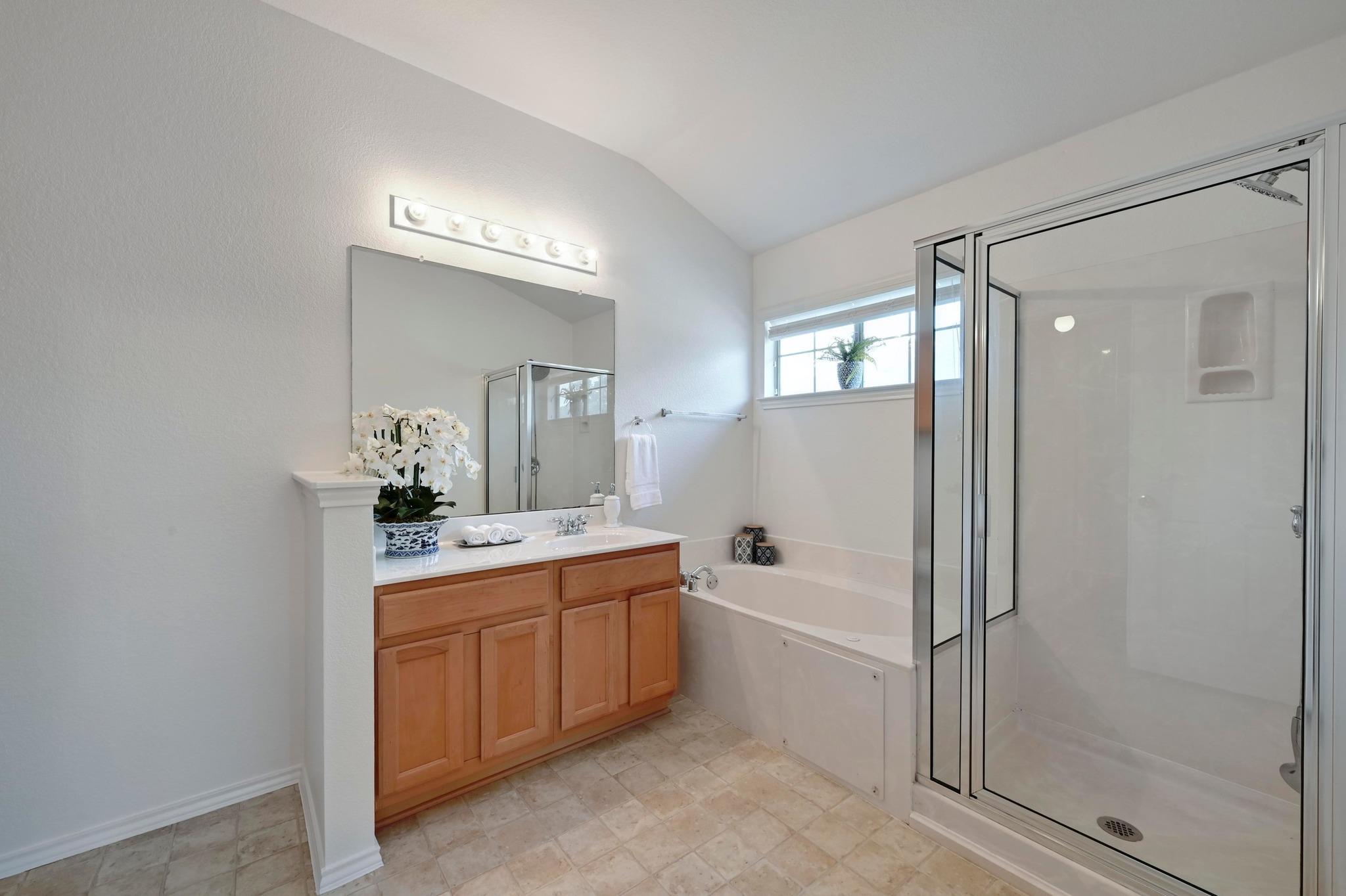 9201 Brodie Ln # 2001, Austin, TX 78748