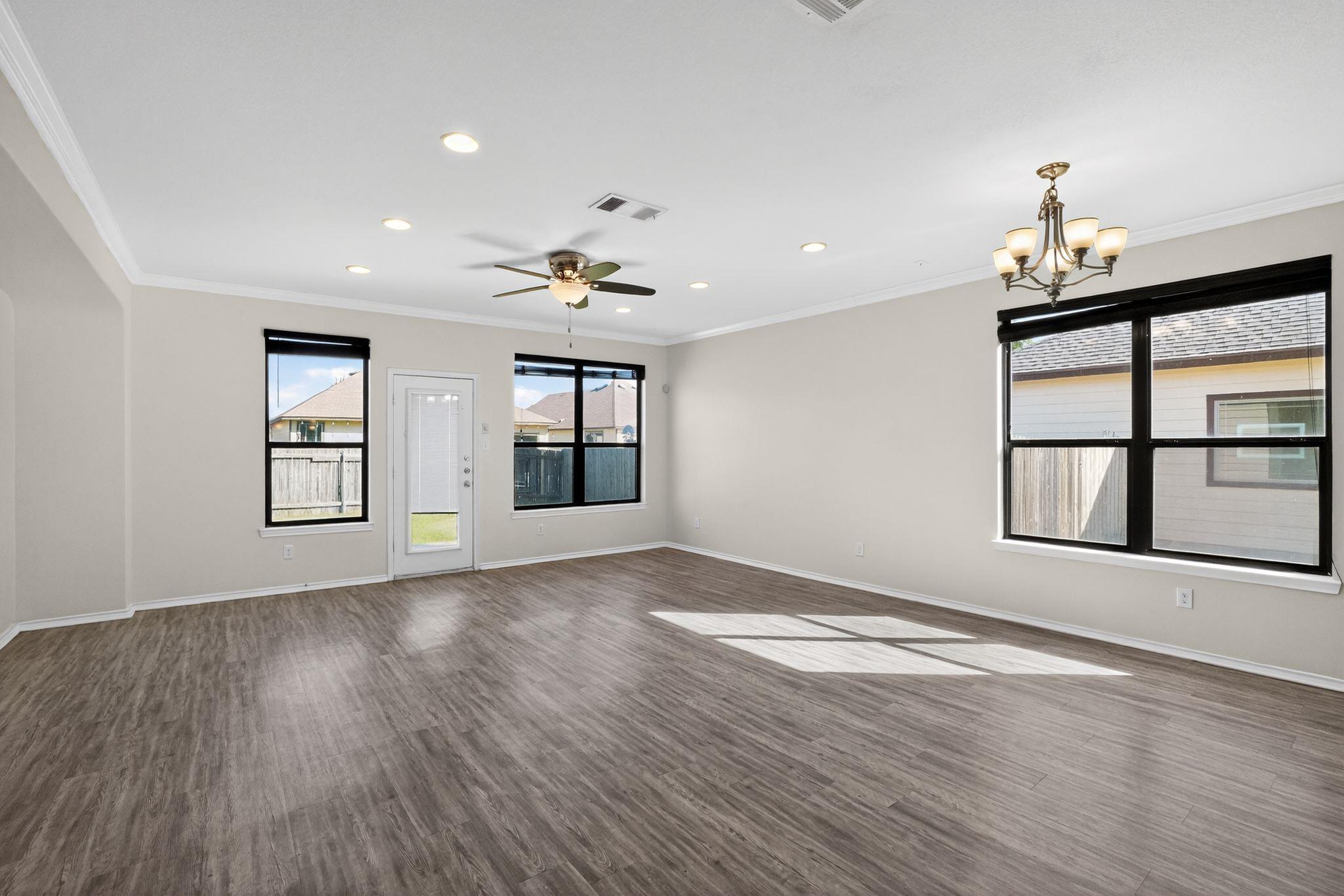 2239 Howry Dr, Georgetown, TX 78626