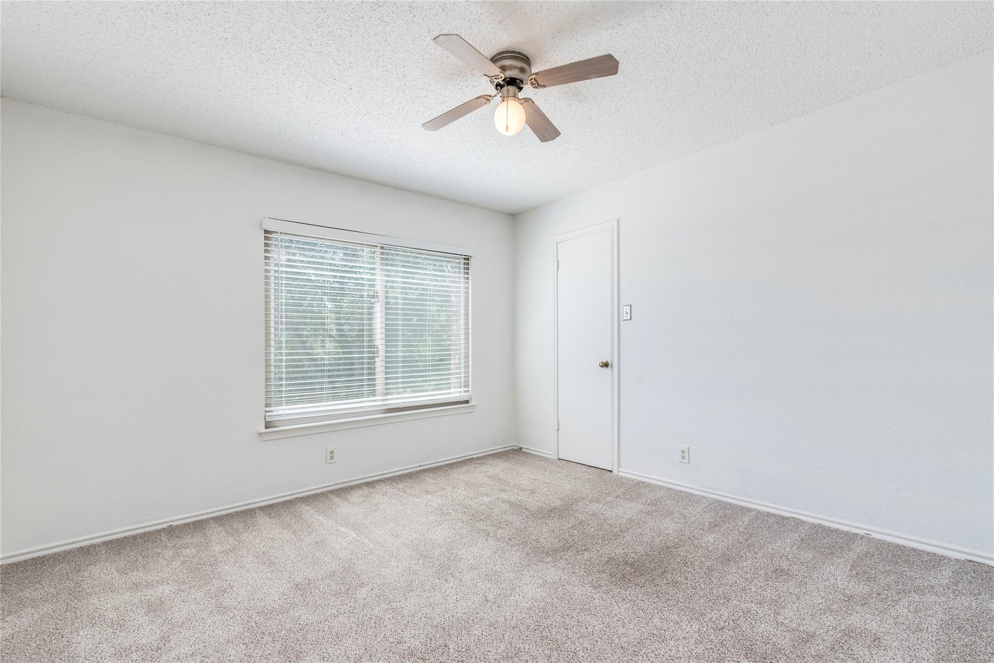 17924 Narsitin Ln, Pflugerville, TX 78660