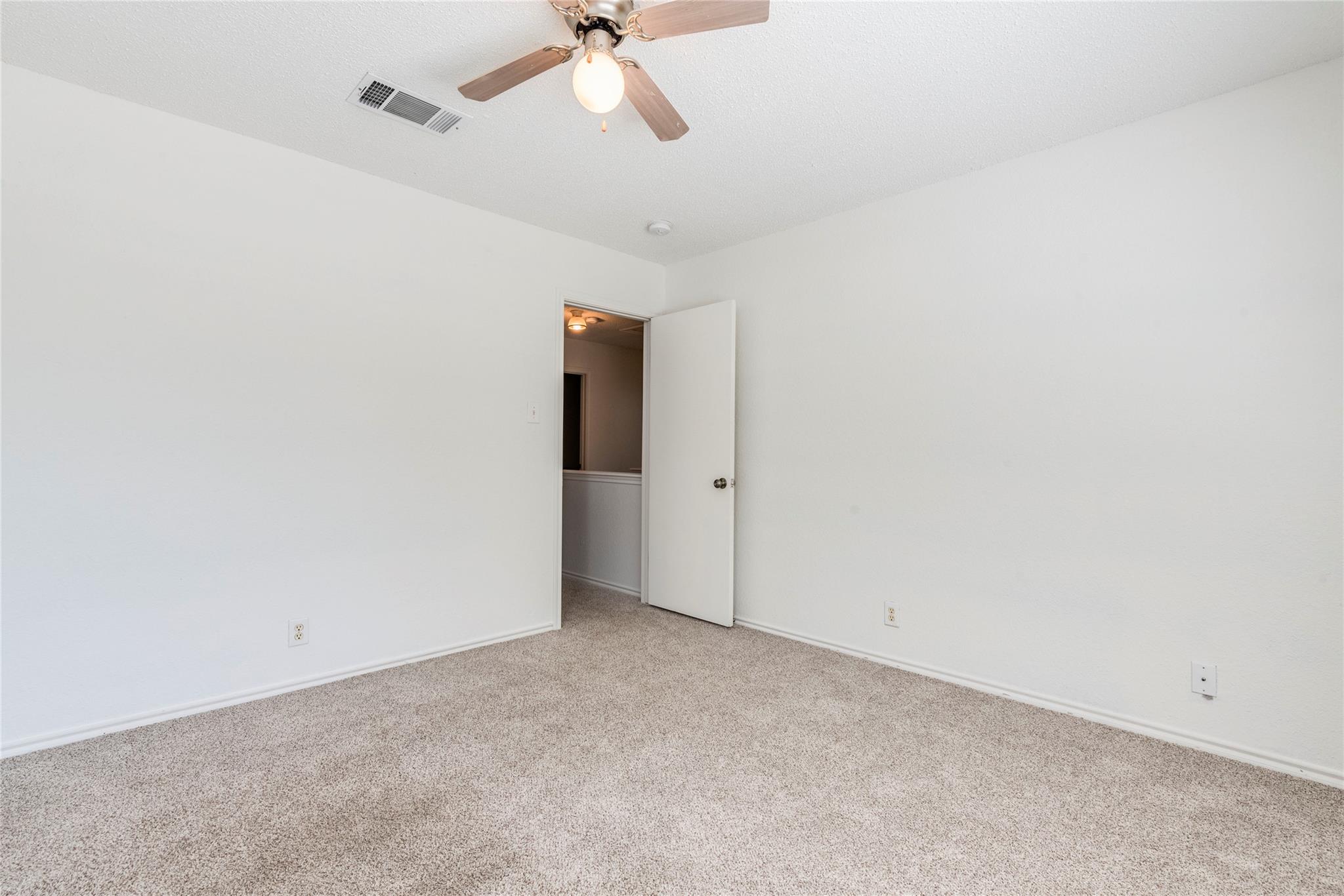 17924 Narsitin Ln, Pflugerville, TX 78660