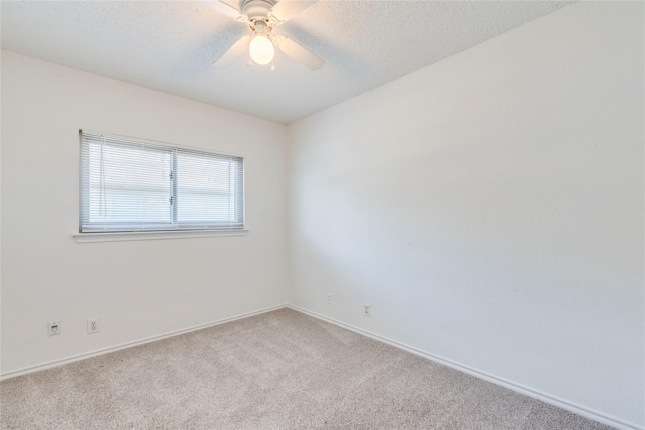 17924 Narsitin Ln, Pflugerville, TX 78660