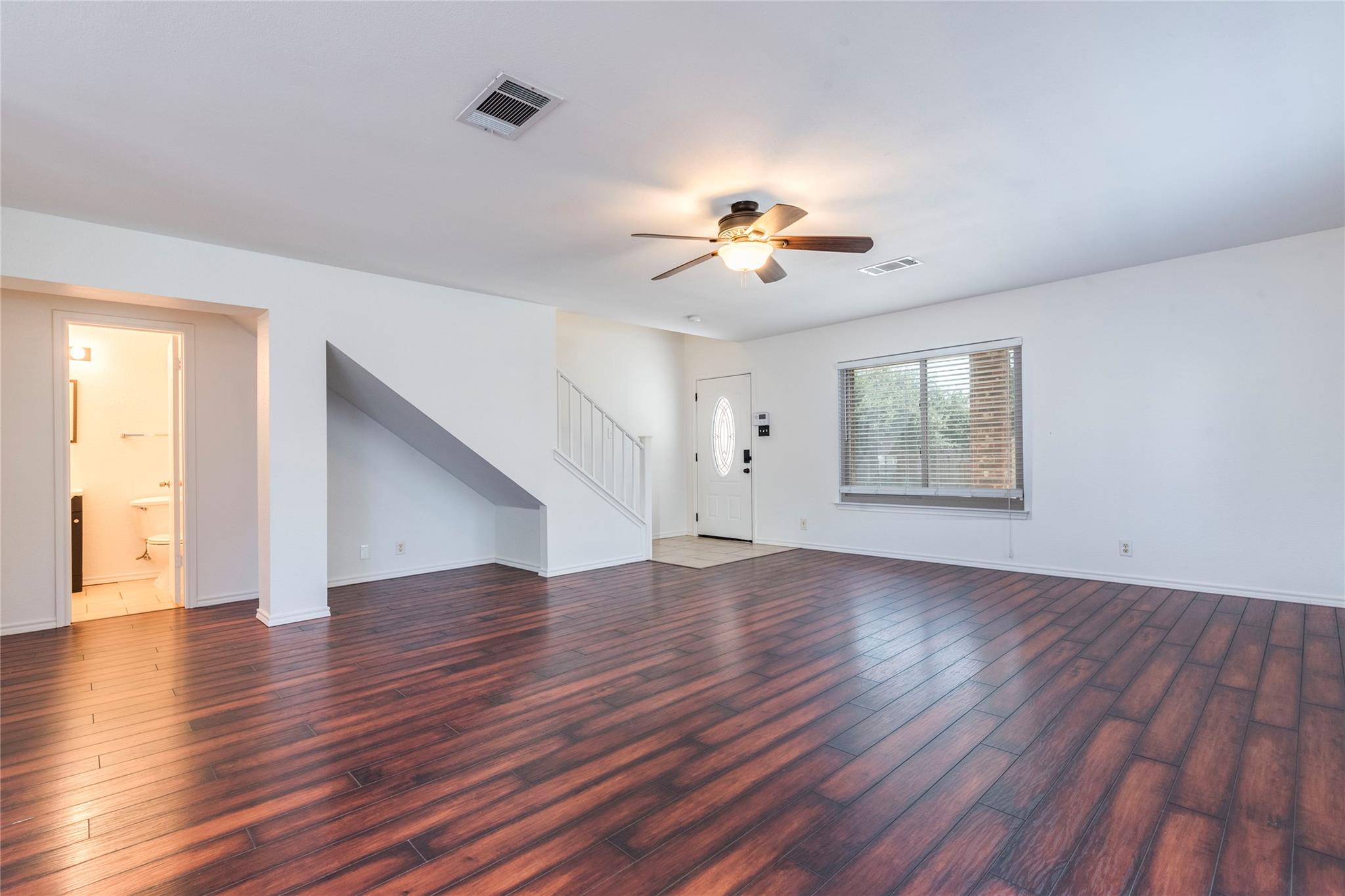 17924 Narsitin Ln, Pflugerville, TX 78660