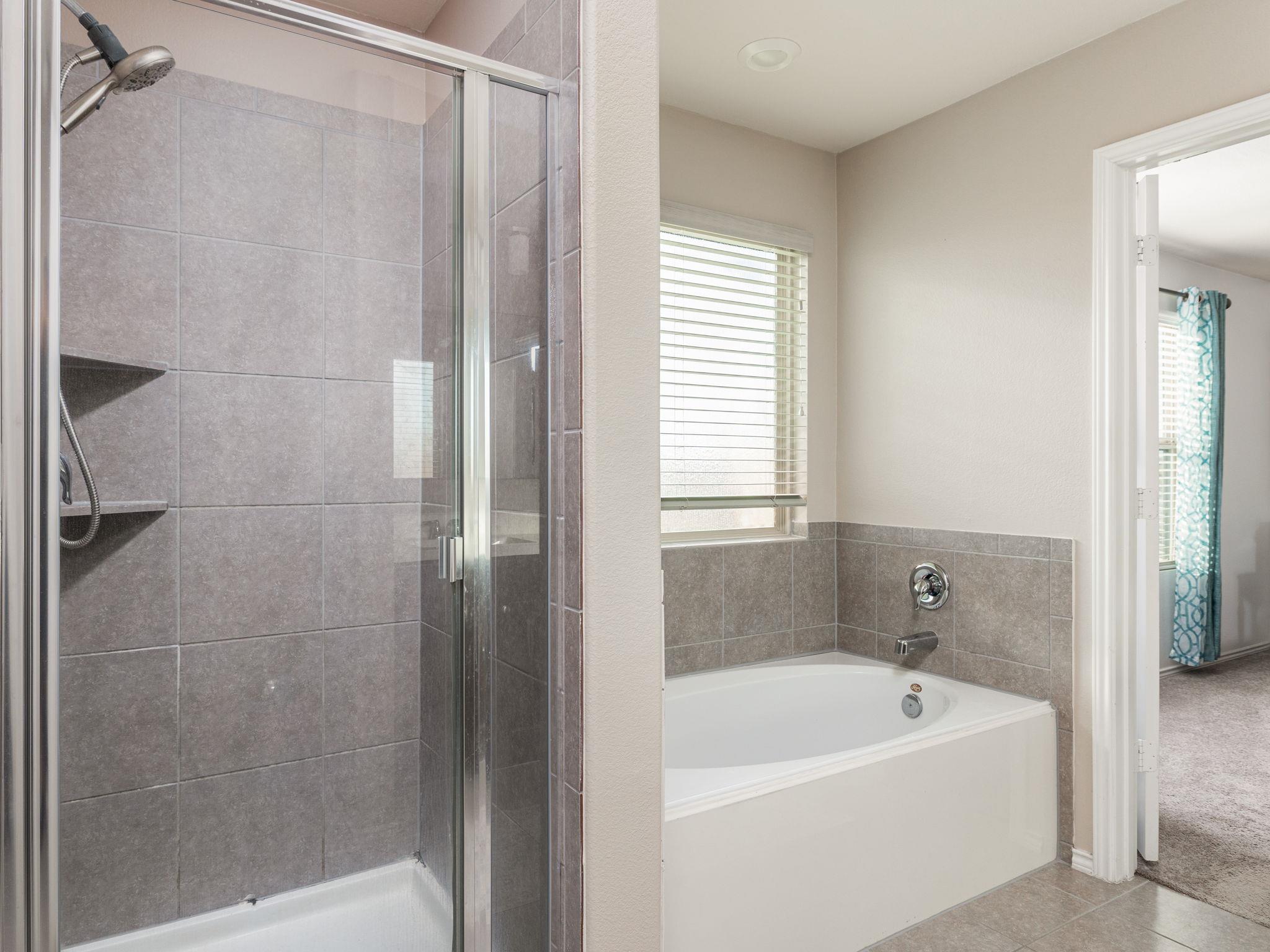 464 Druse Ln, Jarrell, TX 76537