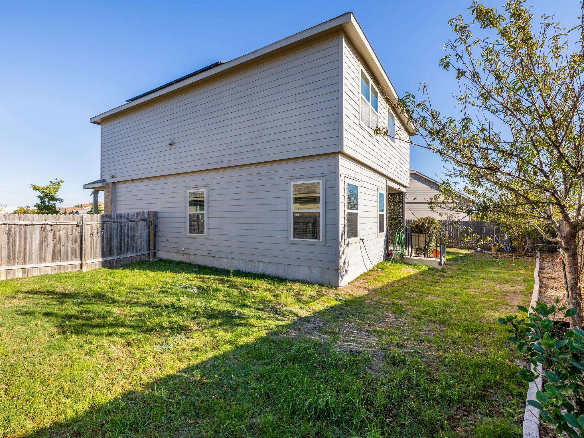 464 Druse Ln, Jarrell, TX 76537