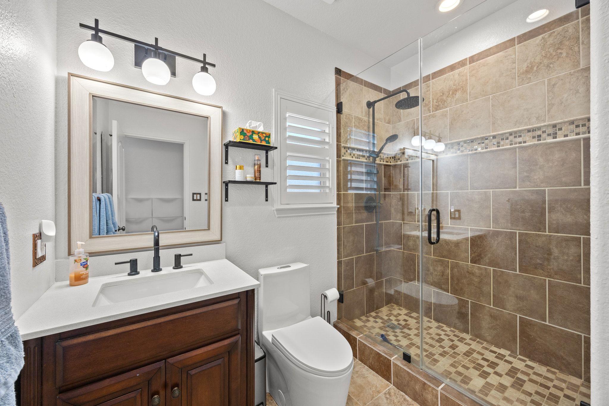 105 Honeycomb Mesa, Leander, TX 78641