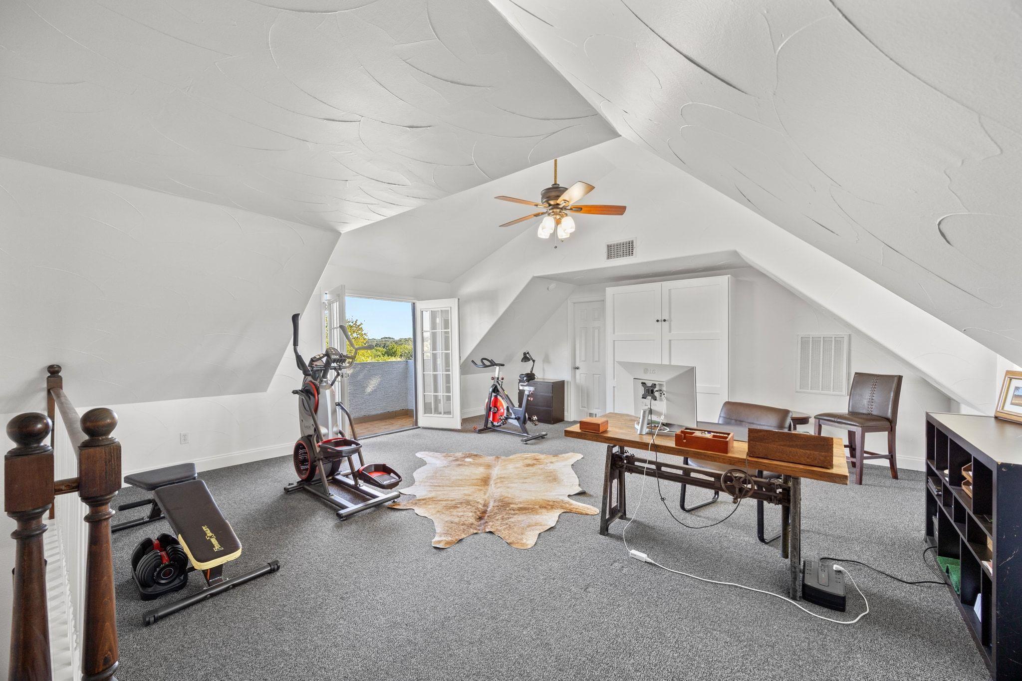 105 Honeycomb Mesa, Leander, TX 78641