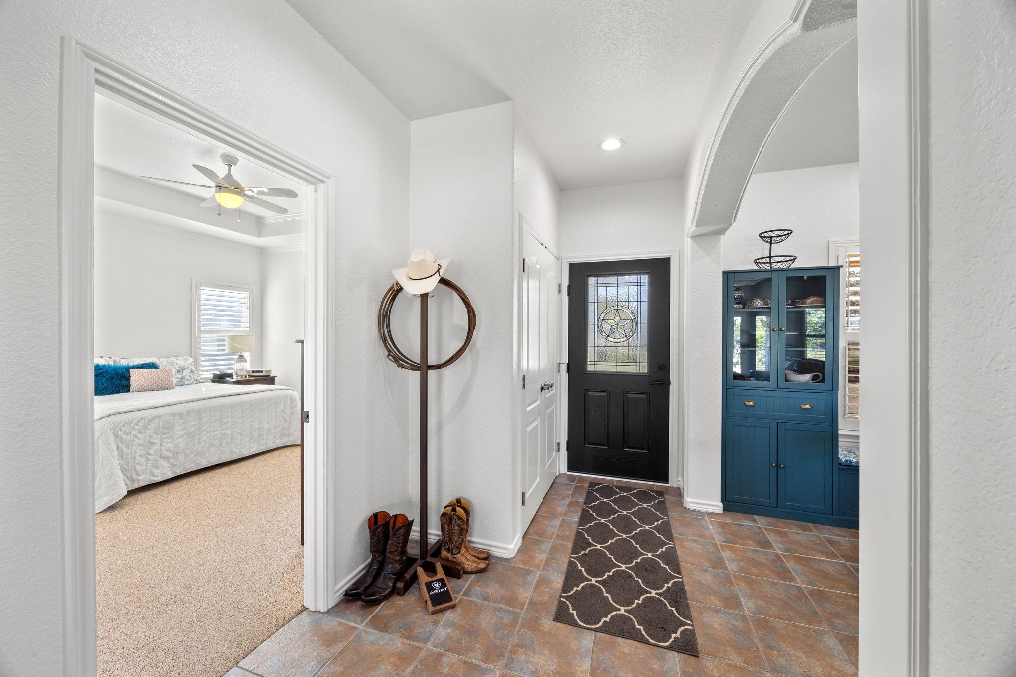 105 Honeycomb Mesa, Leander, TX 78641