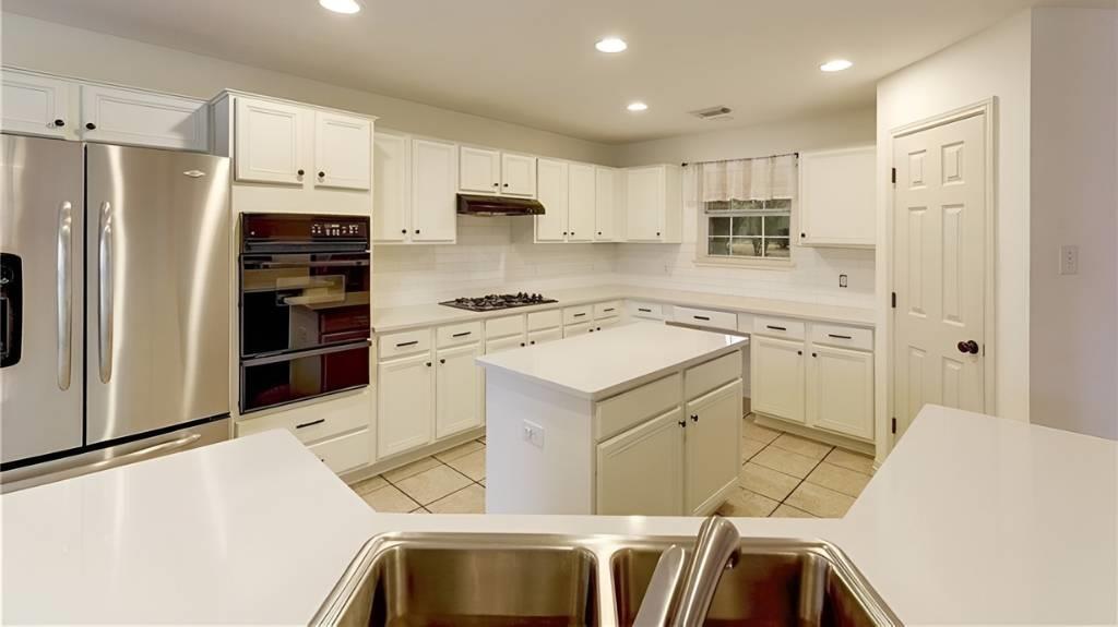 1400 Spivey Rd, Leander, TX 78641