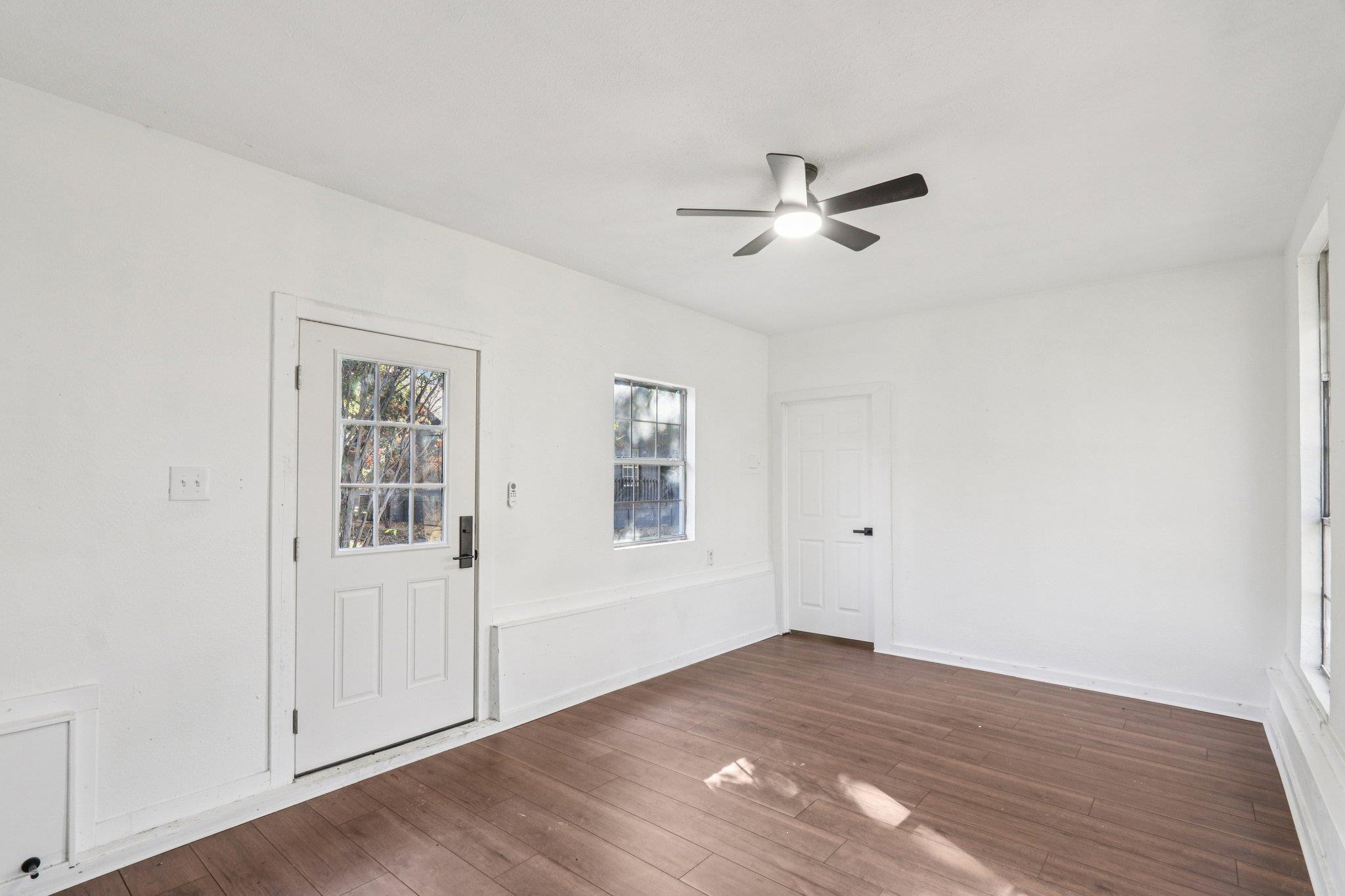 385 Alta Vista Dr, Bastrop, TX 78602