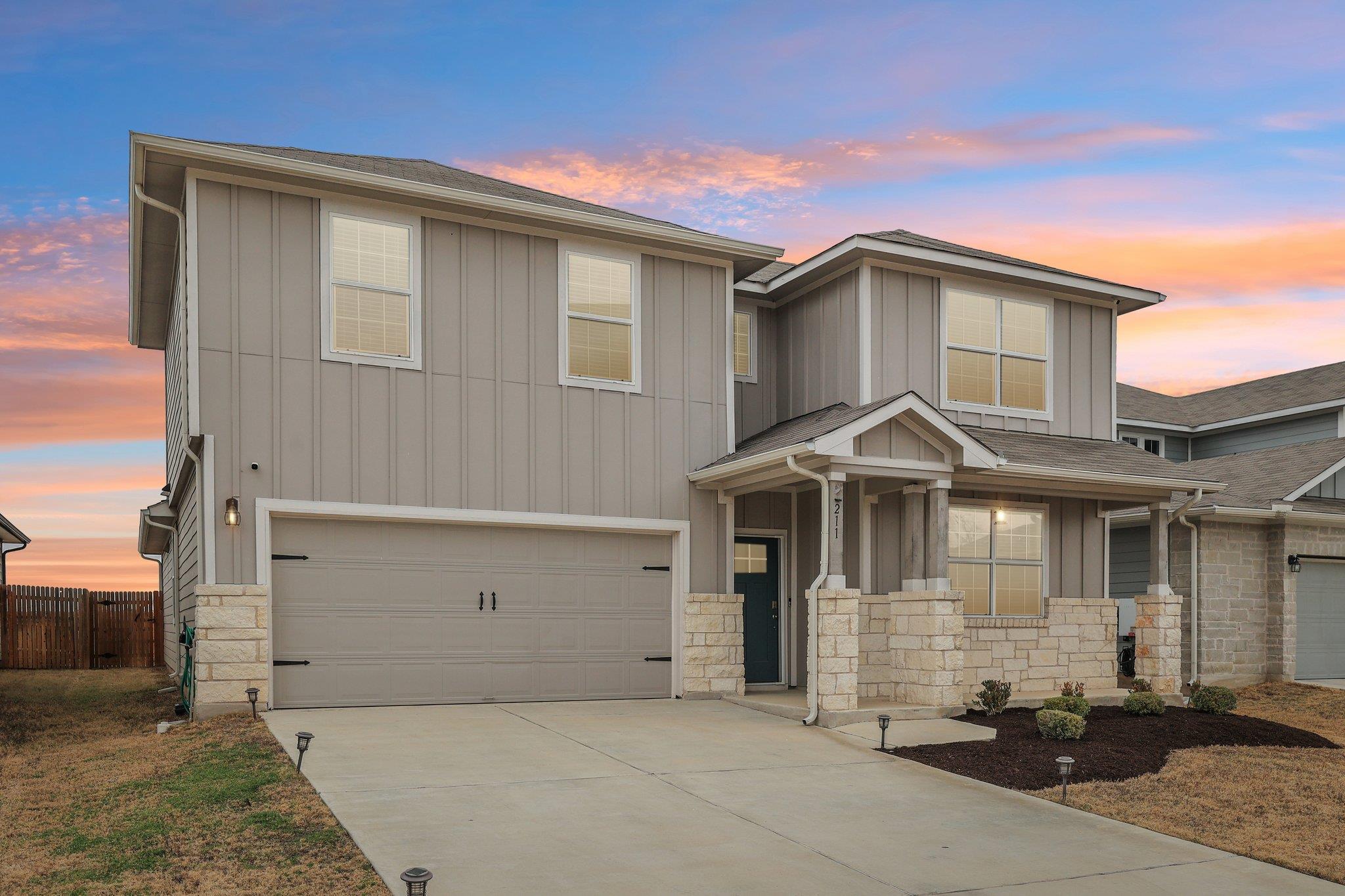 211 Big Sandy Creek Dr, Hutto, TX 78634