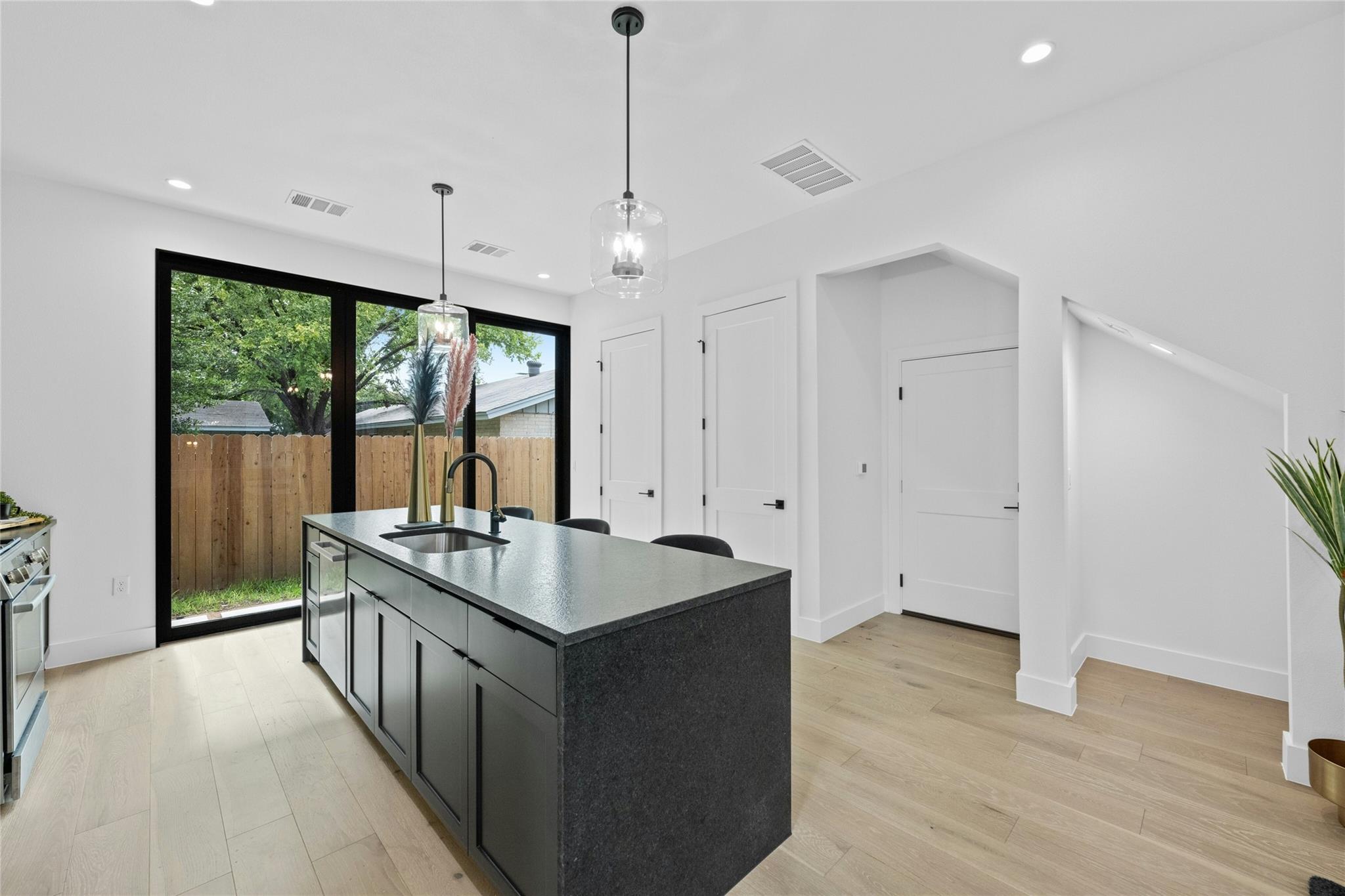 2008 Gathright Cv # 2, Austin, TX 78704