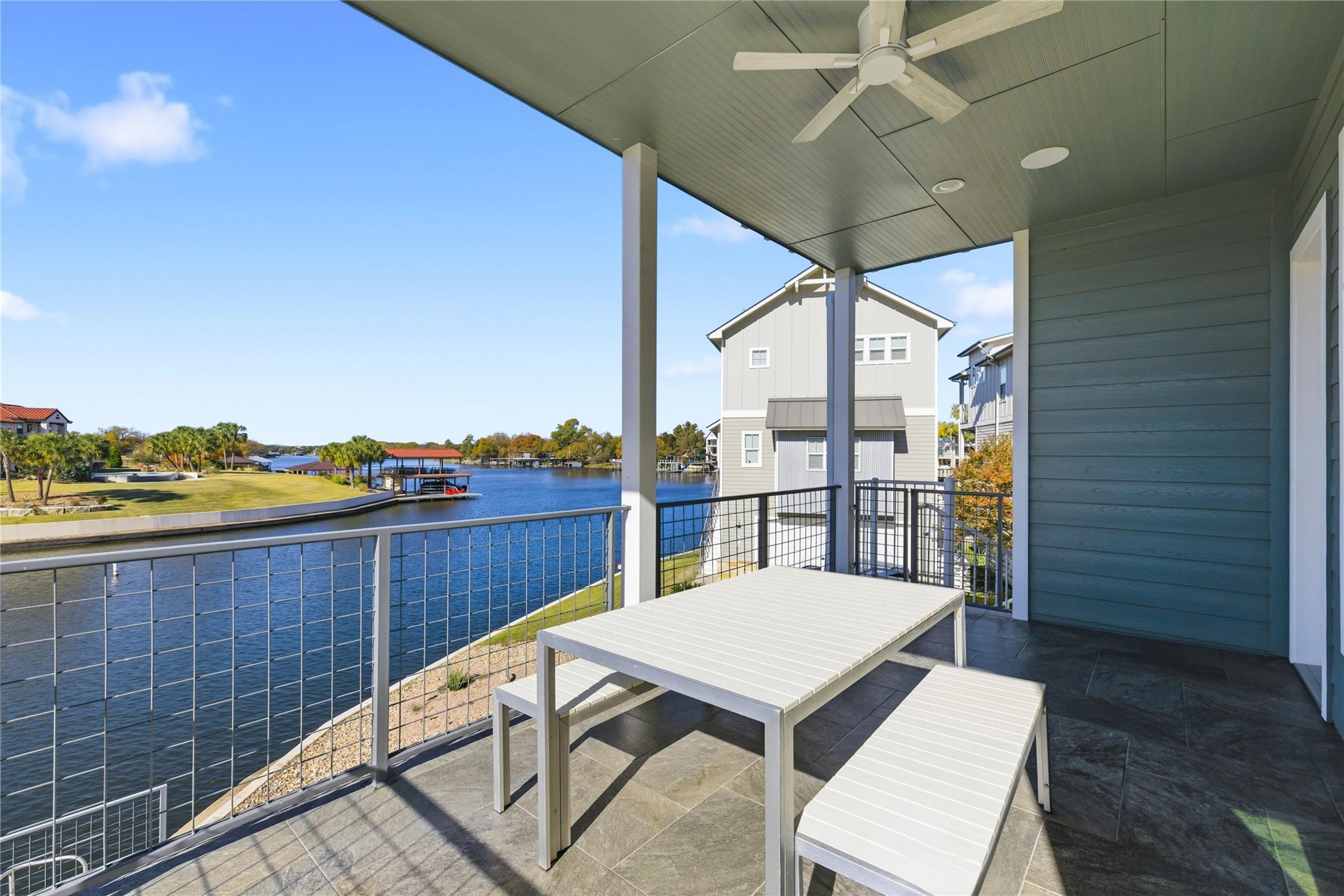 321 Island Cir, Kingsland, TX 78639