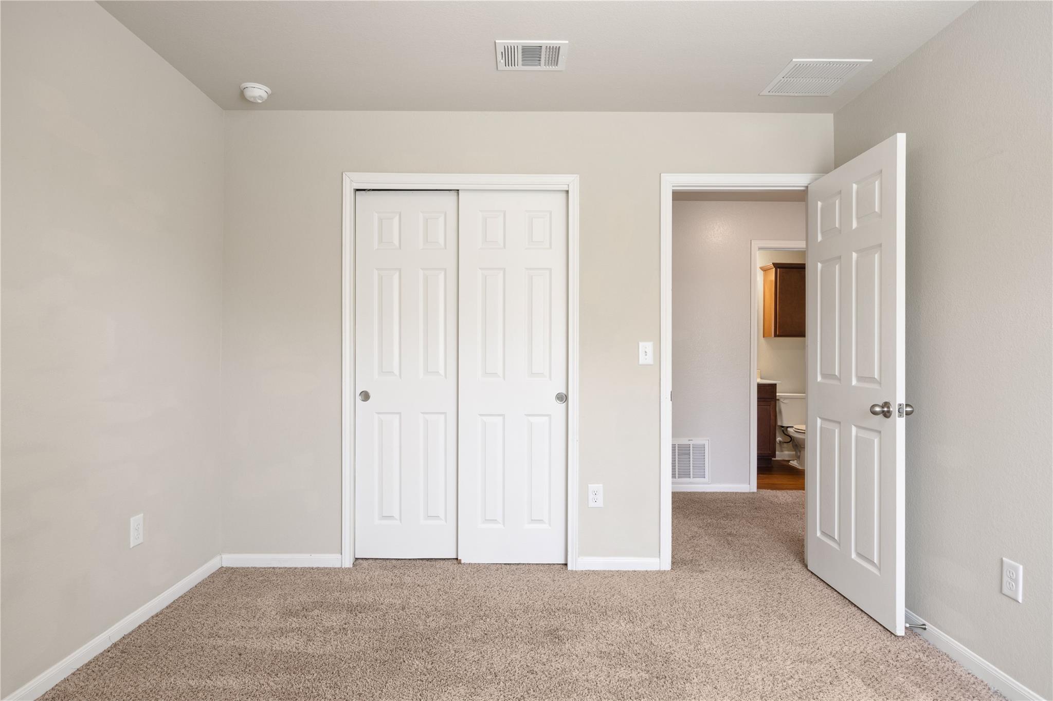 401 S Hunting Lodge Ln, Bastrop, TX 78602