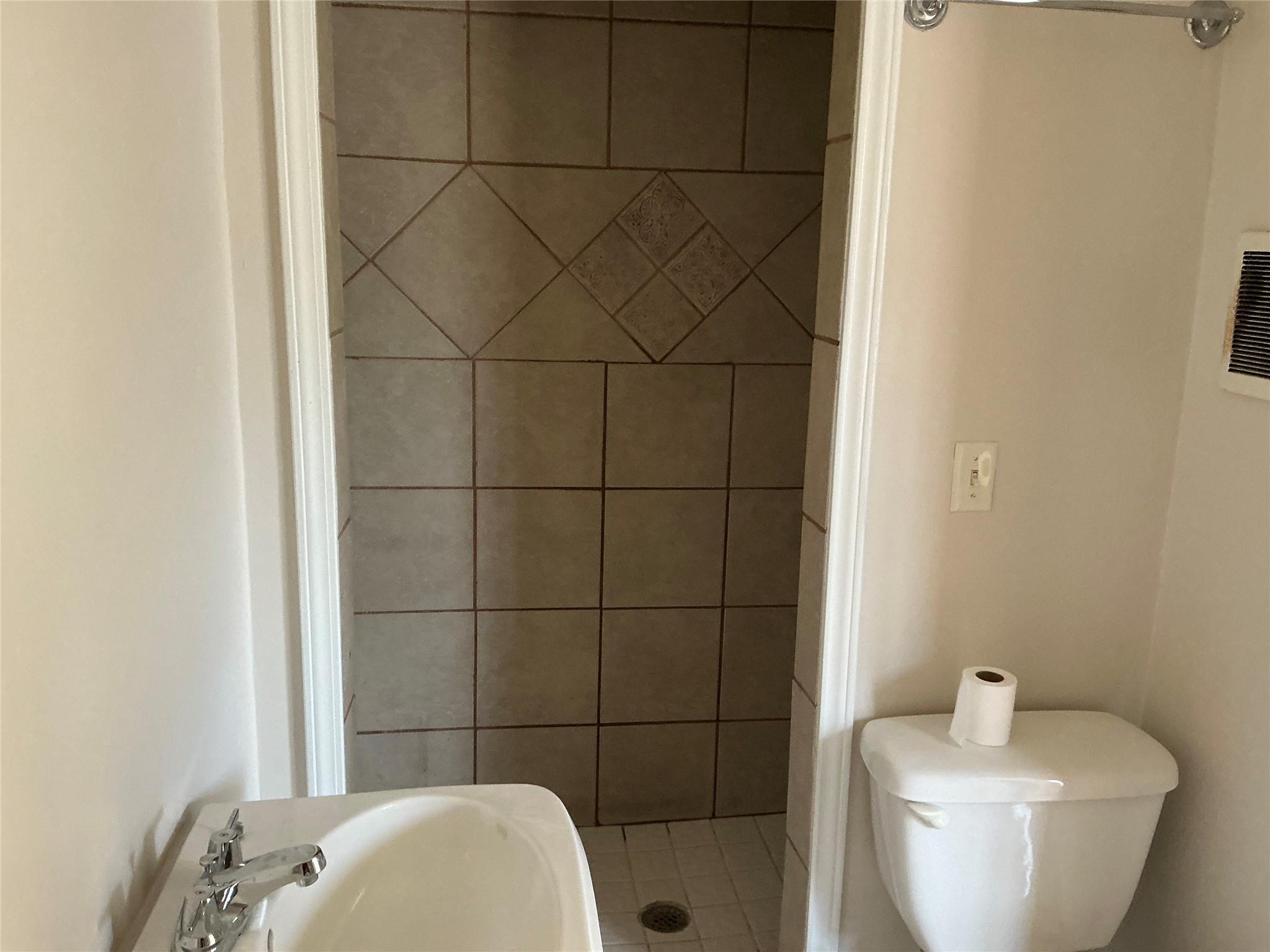 125 Turkey Run, Cedar Creek, TX 78612