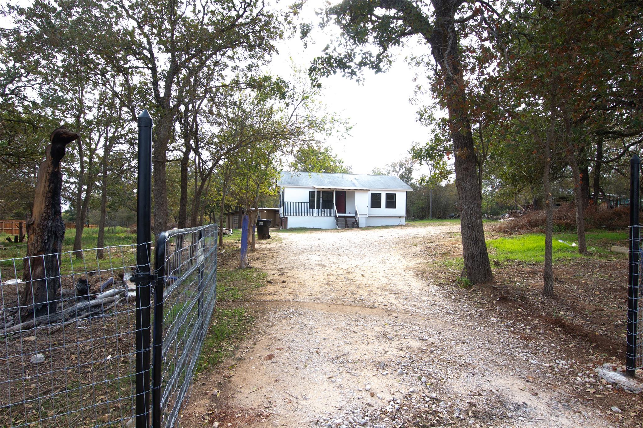 125 Turkey Run, Cedar Creek, TX 78612