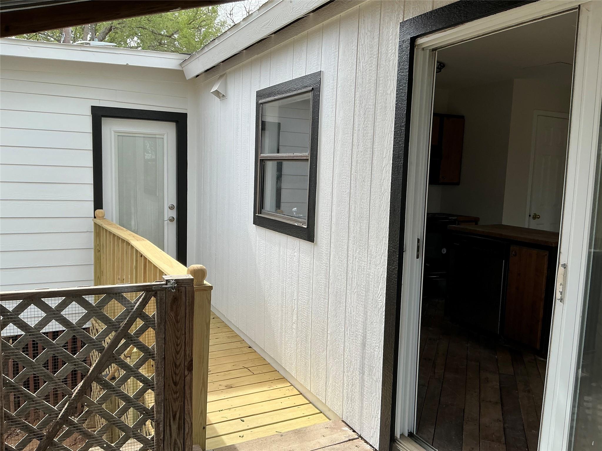 125 Turkey Run, Cedar Creek, TX 78612
