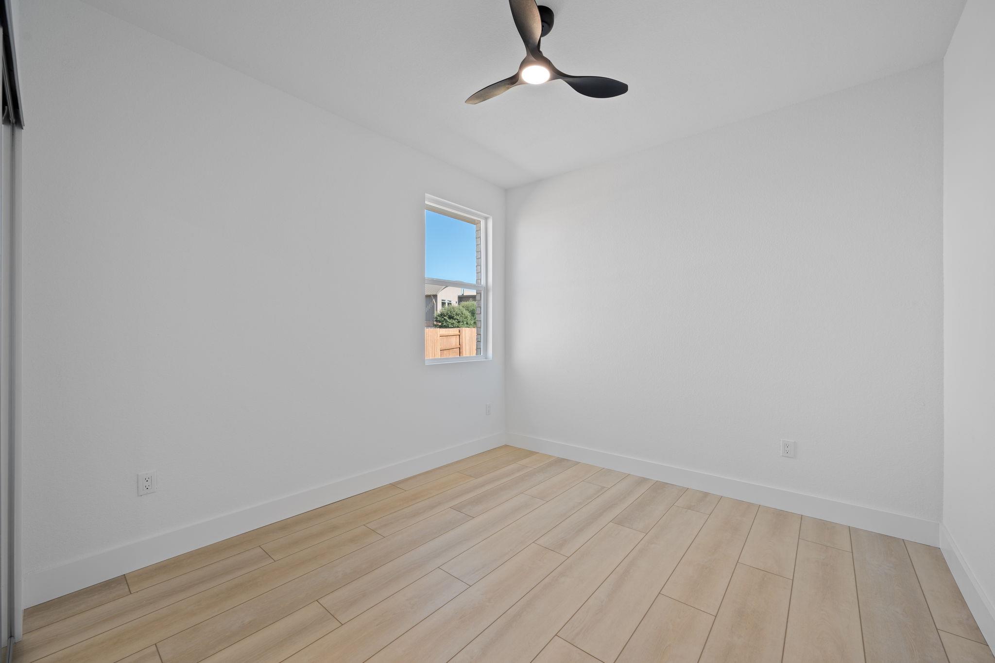 13721 McArthur Dr, Manor, TX 78653