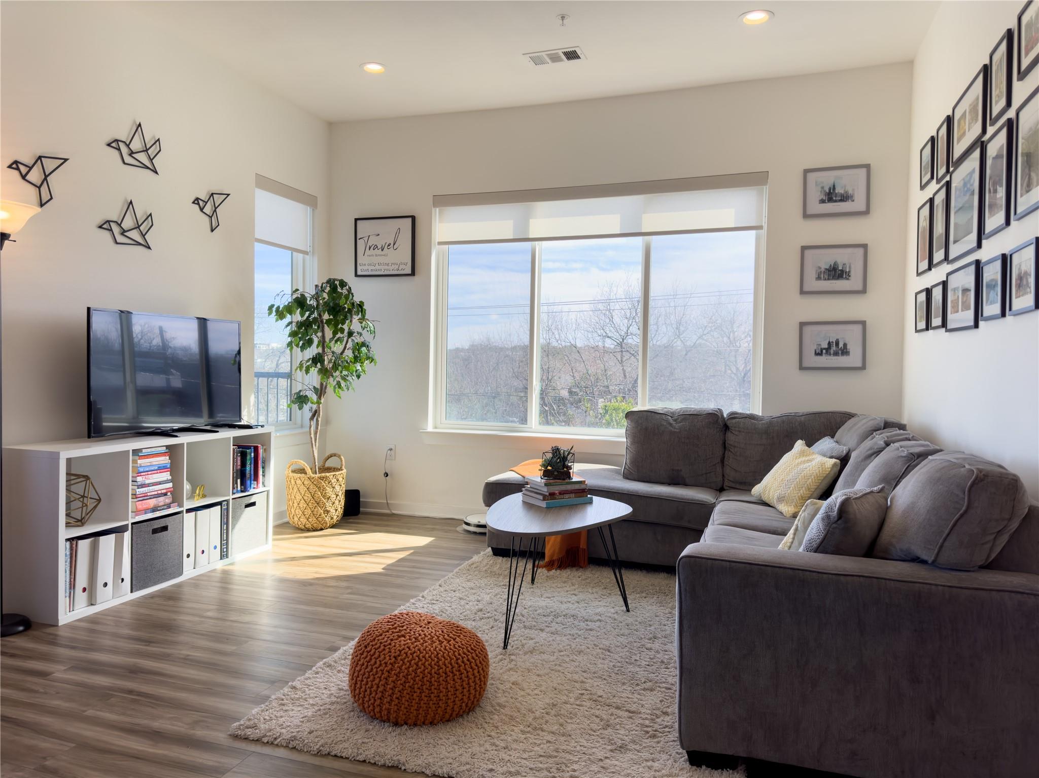 2804 S 1 St # 1301, Austin, TX 78704