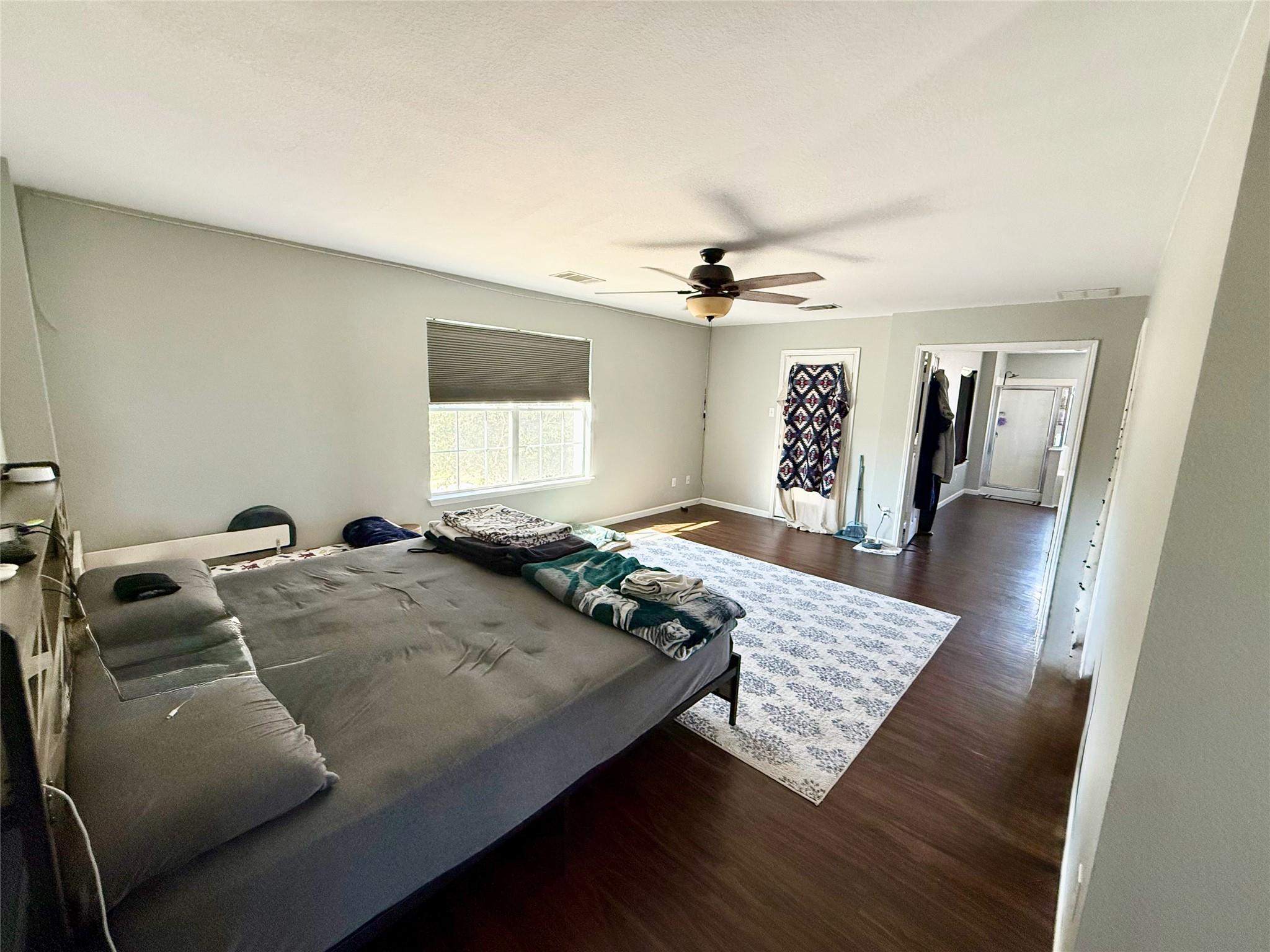 396 Feathergrass Dr, Buda, TX 78610