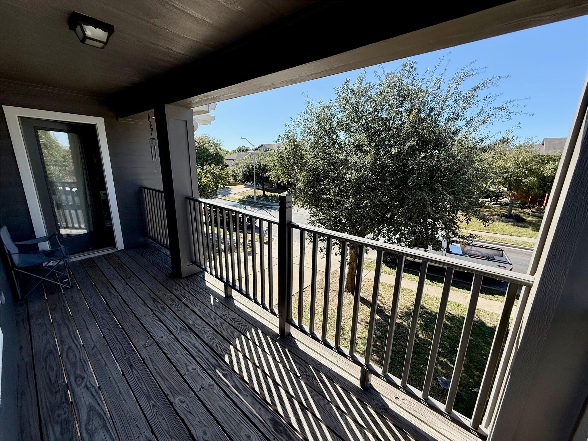 396 Feathergrass Dr, Buda, TX 78610