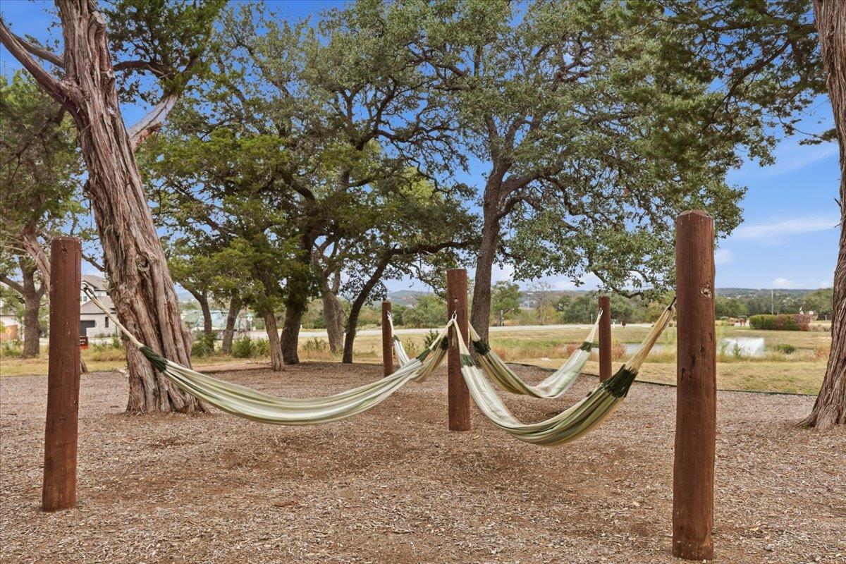 404 Climbing Rock Loop, Dripping Springs, TX 78620