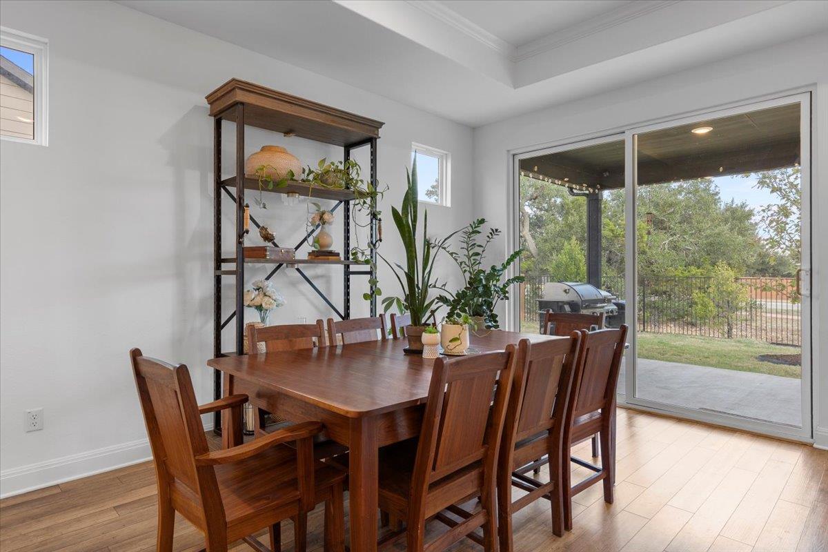 404 Climbing Rock Loop, Dripping Springs, TX 78620