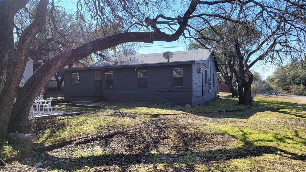 25208 Old Ferry Rd, Spicewood, TX 78669