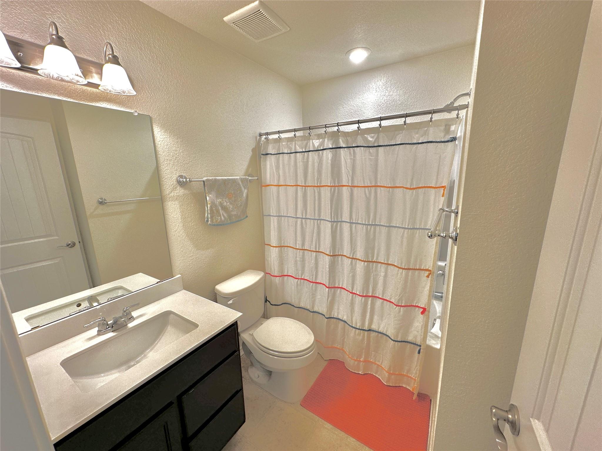 7611 Uray Dr, Austin, TX 78724