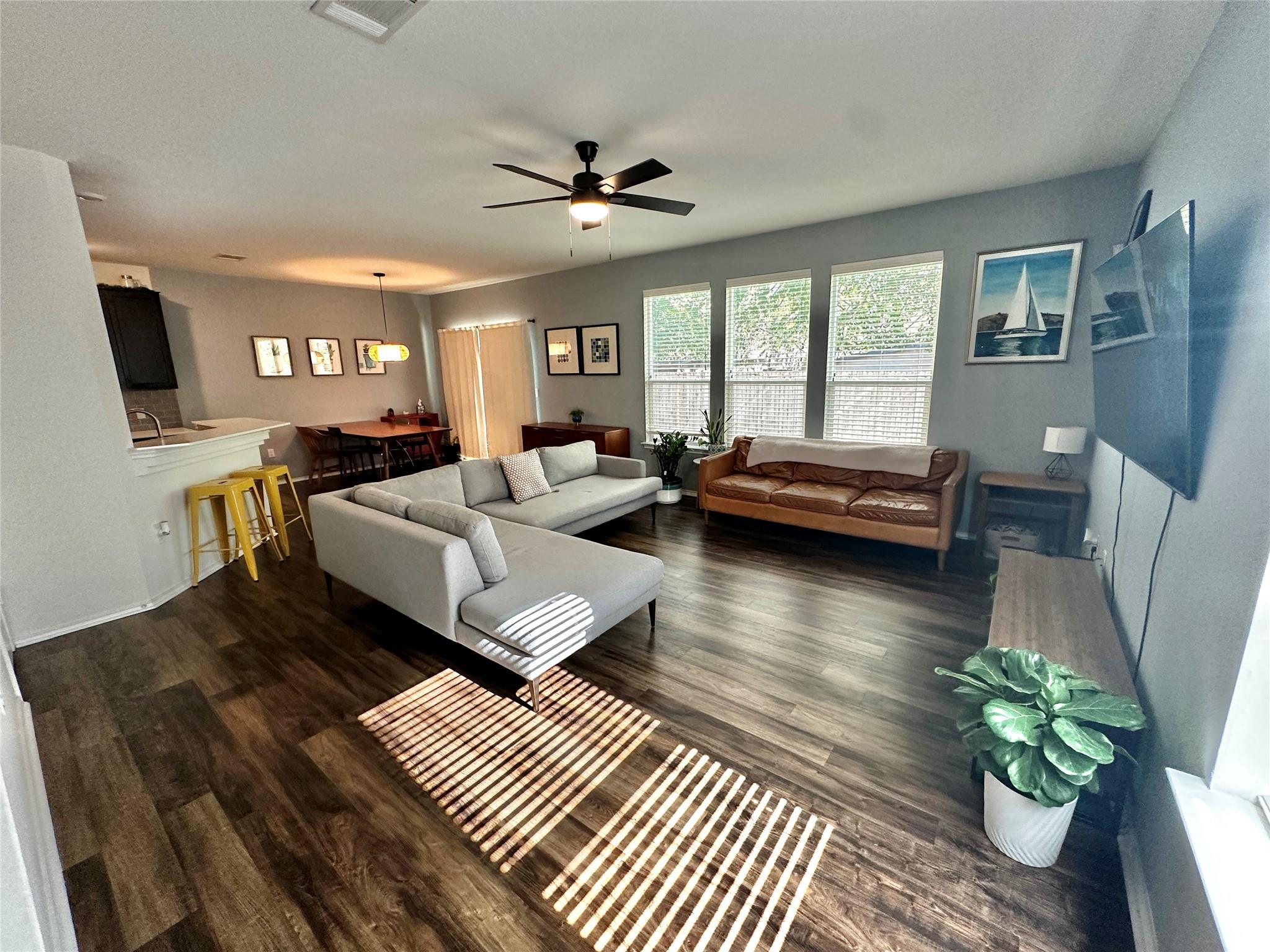 7611 Uray Dr, Austin, TX 78724