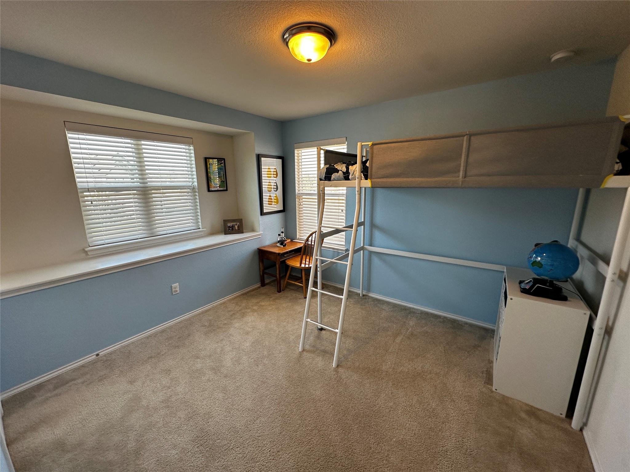 7611 Uray Dr, Austin, TX 78724