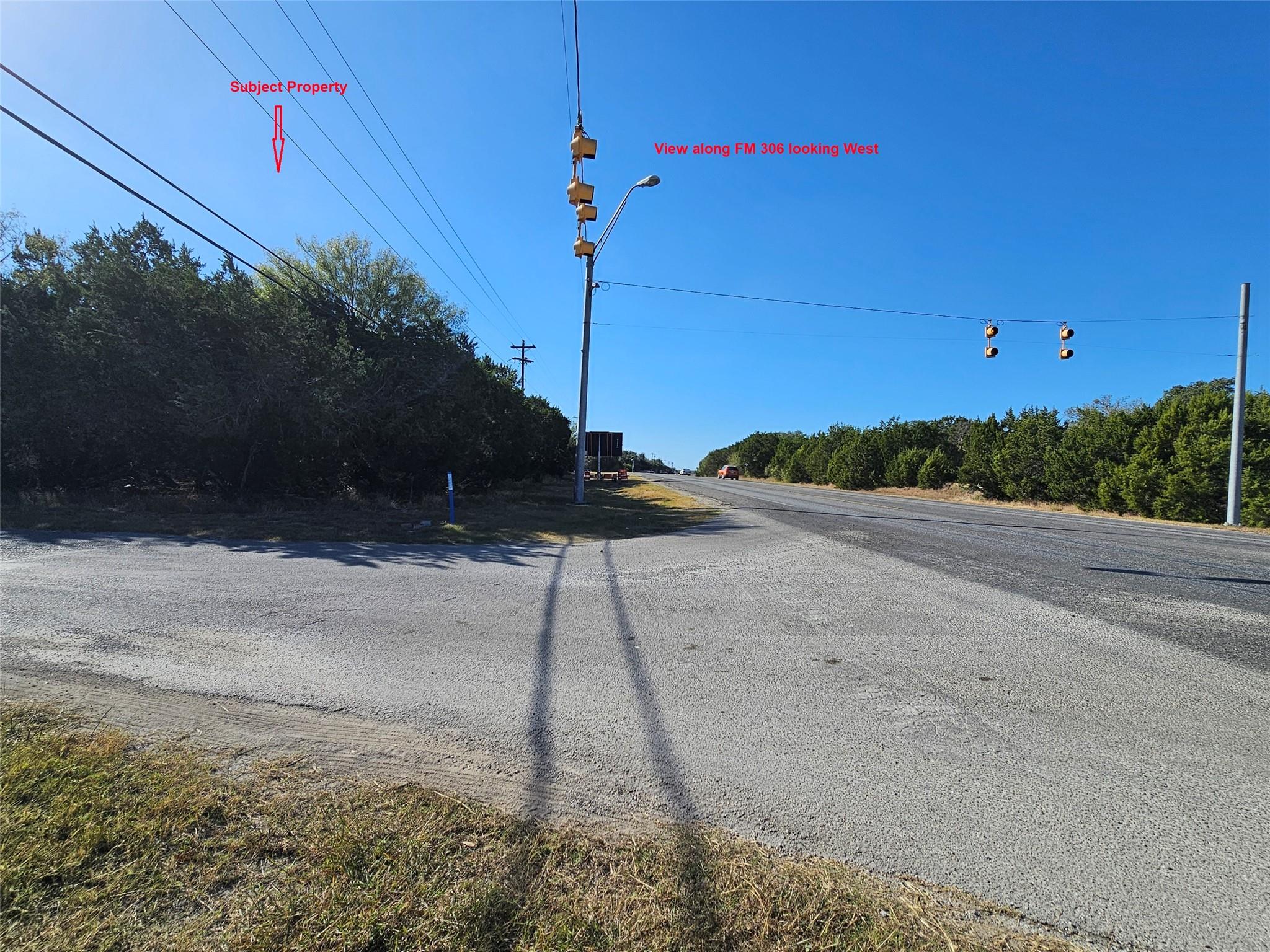 110 Maricopa Dr, Canyon Lake, TX 78133