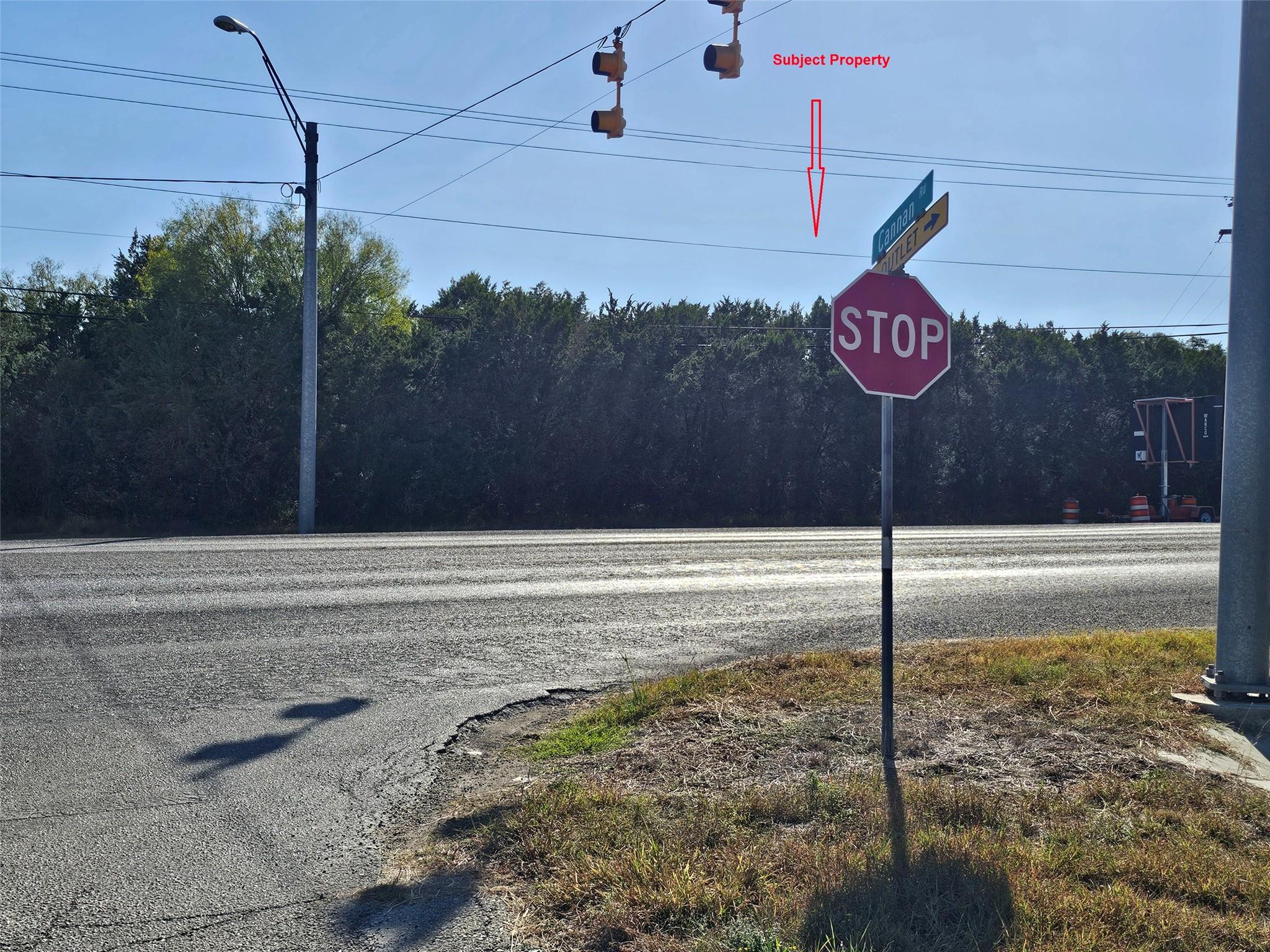 110 Maricopa Dr, Canyon Lake, TX 78133