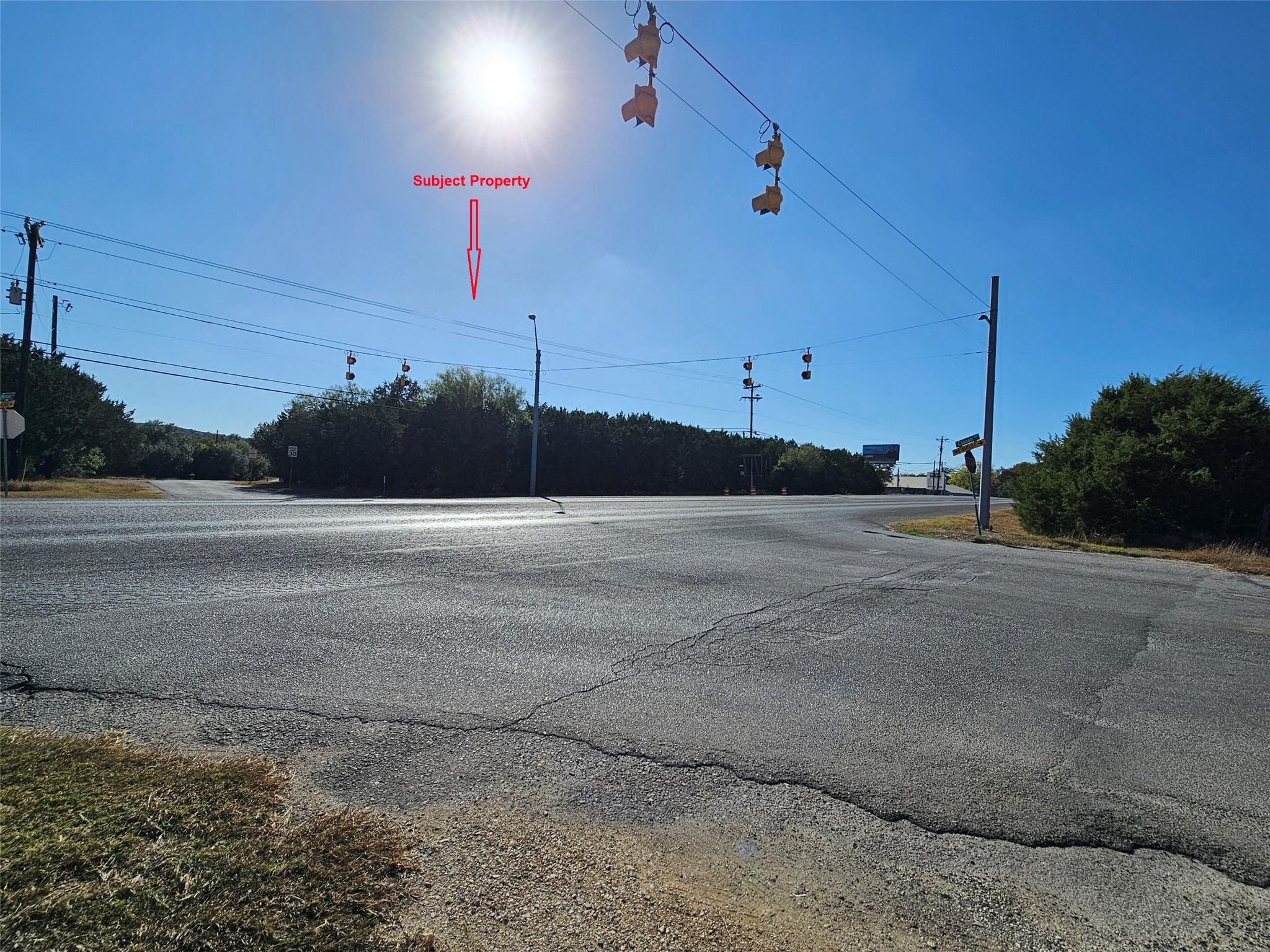 110 Maricopa Dr, Canyon Lake, TX 78133