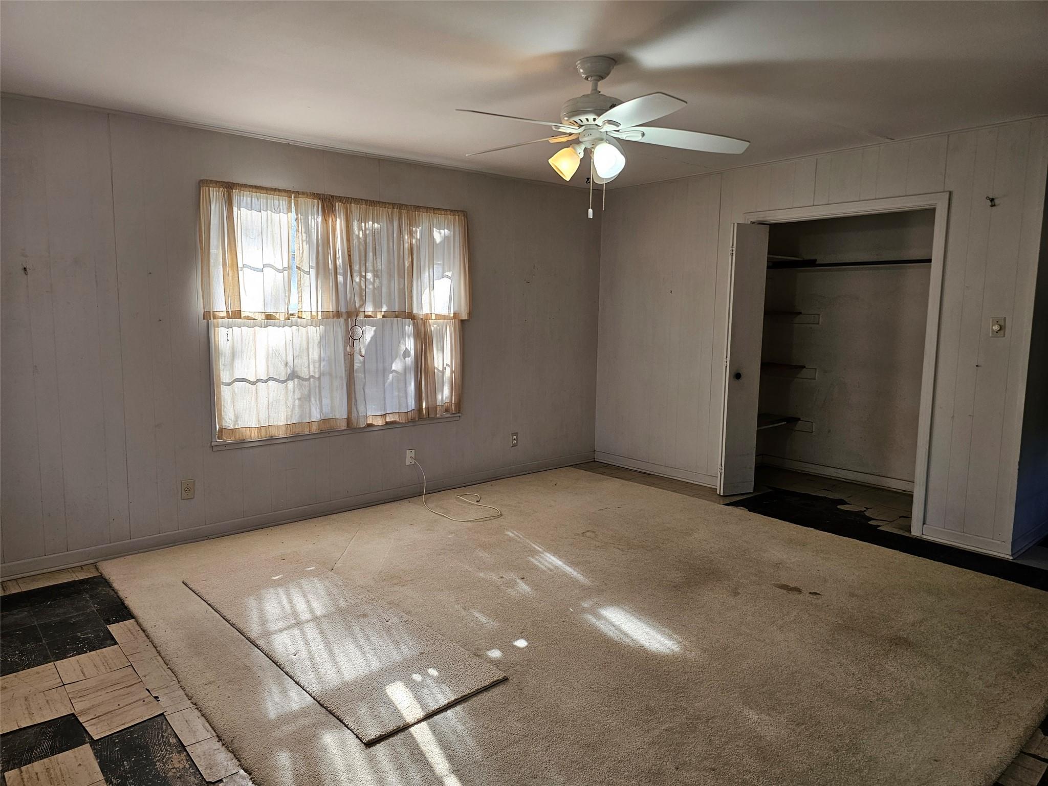 110 Maricopa Dr, Canyon Lake, TX 78133