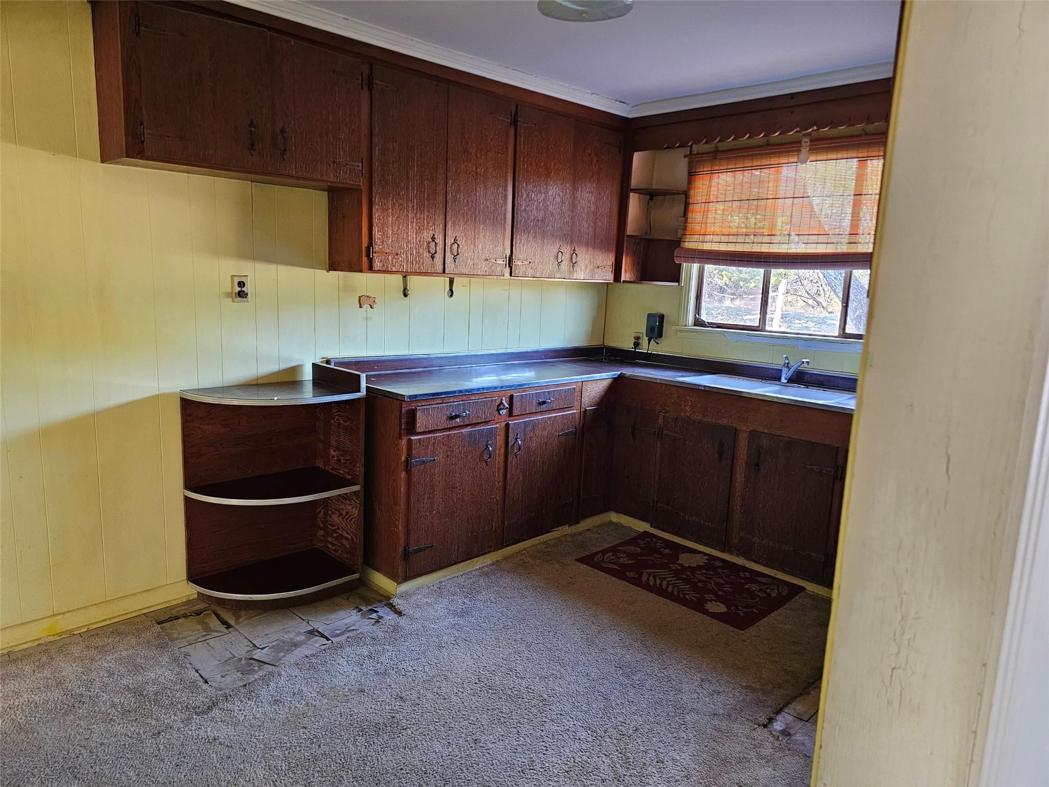 110 Maricopa Dr, Canyon Lake, TX 78133