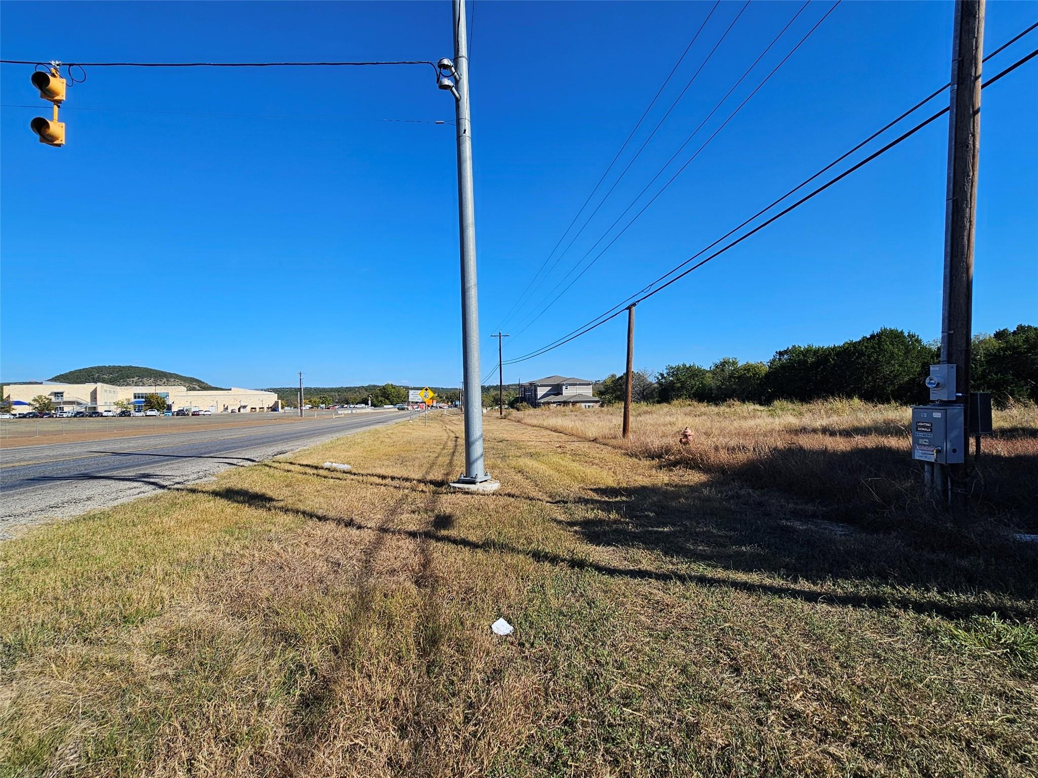 110 Maricopa Dr, Canyon Lake, TX 78133