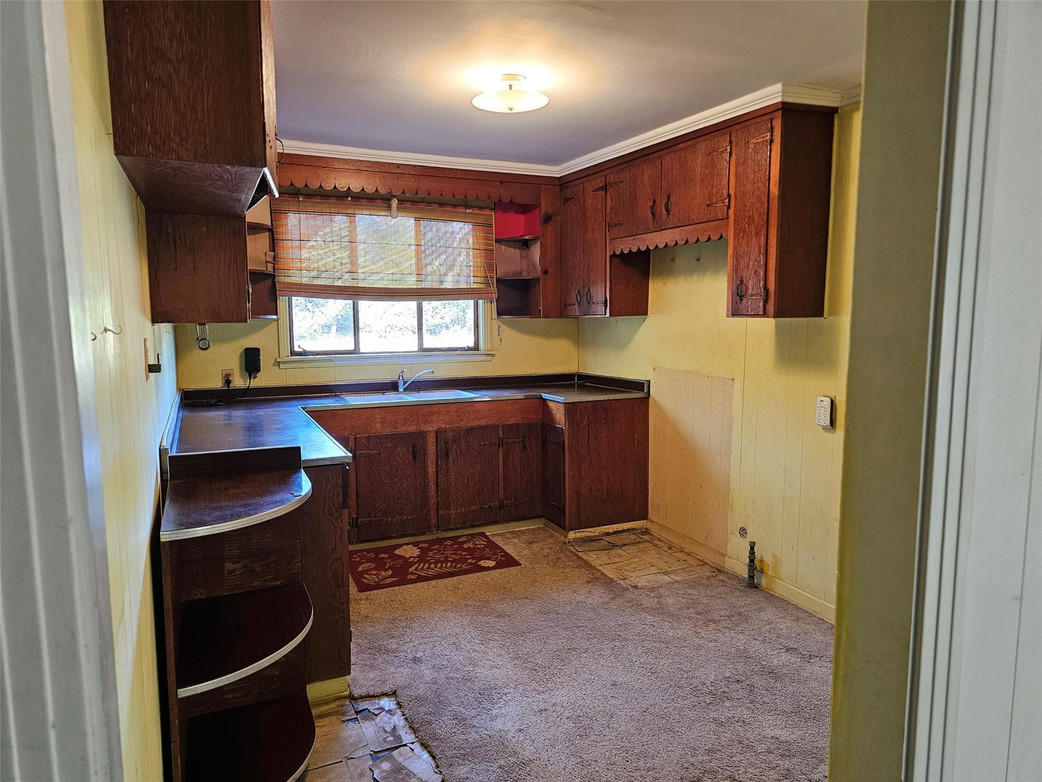 110 Maricopa Dr, Canyon Lake, TX 78133