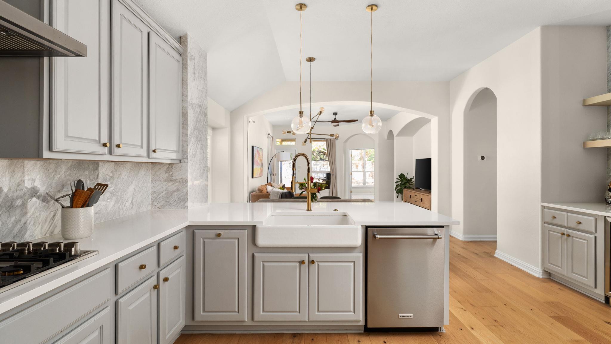 6420 Antigo Ln, Austin, TX 78739