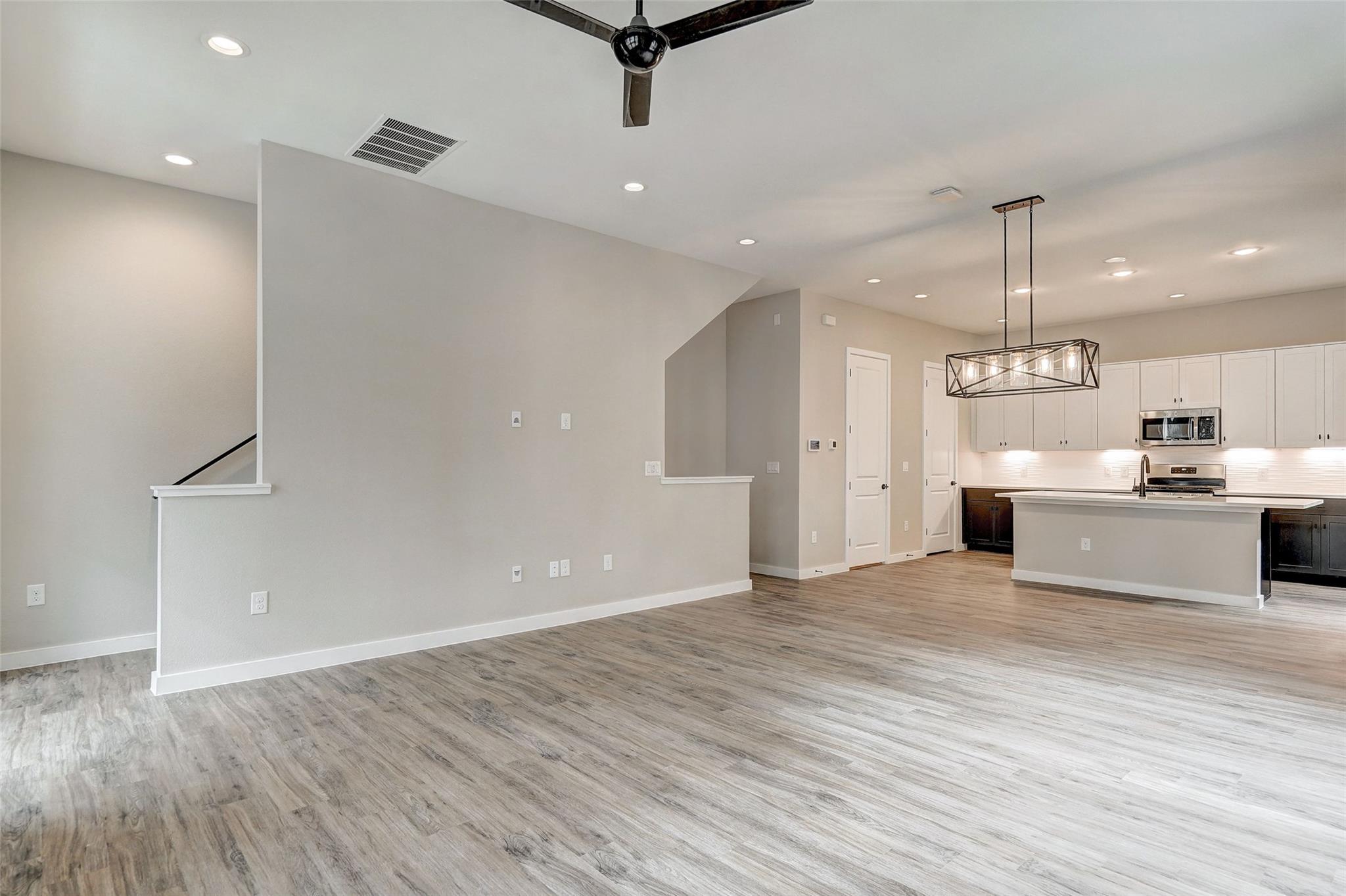 3809 Valley View Rd # 13, Austin, TX 78704