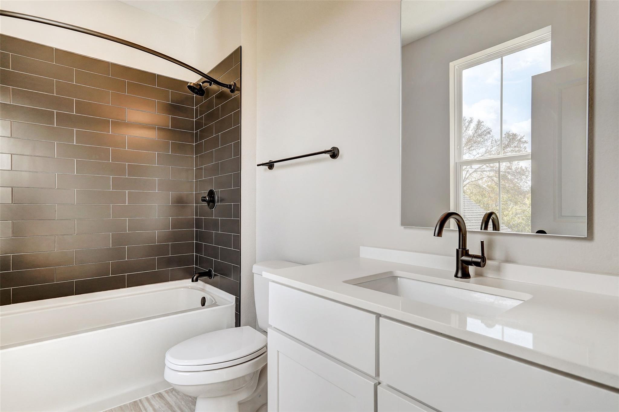 3809 Valley View Rd # 13, Austin, TX 78704