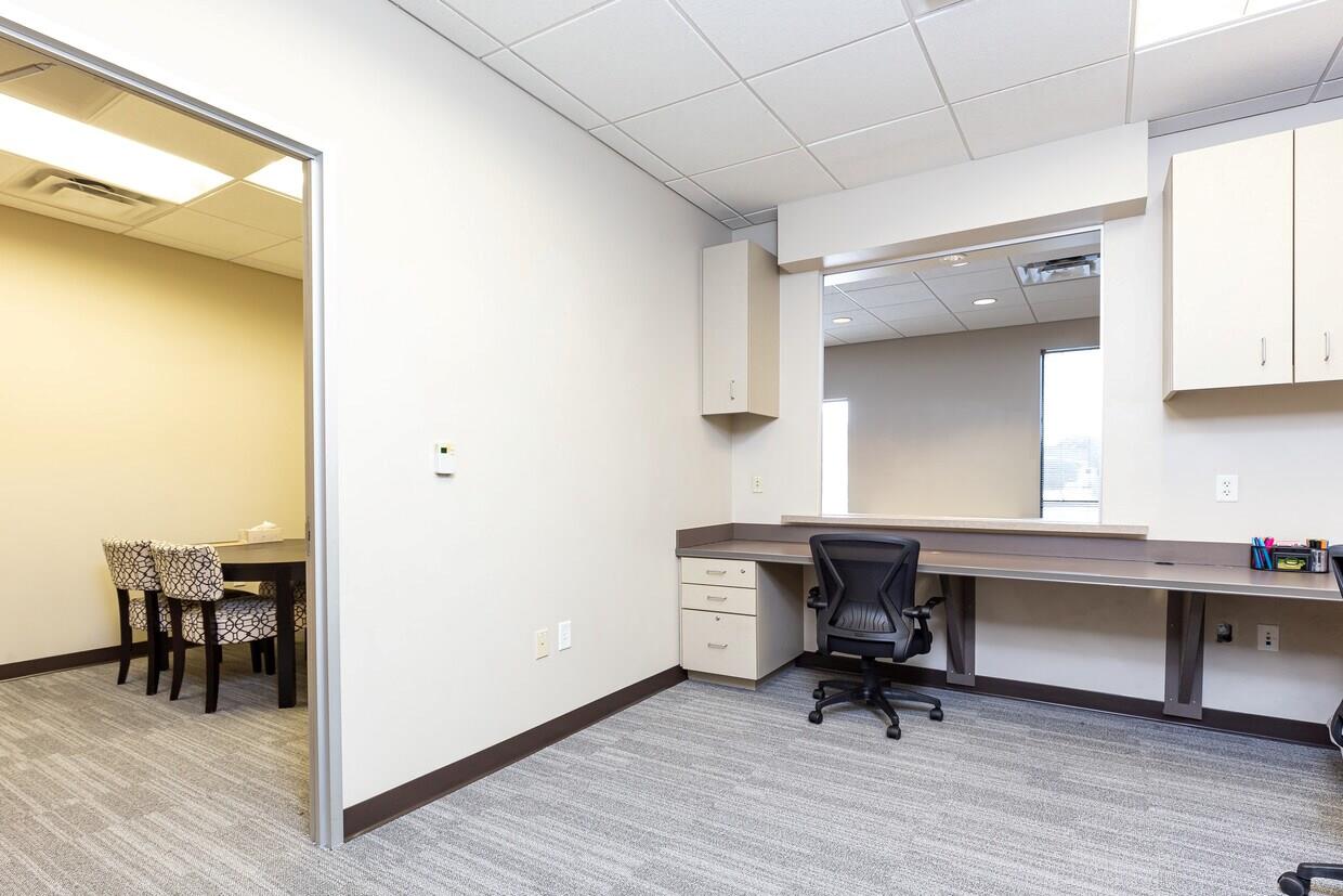 11901 W Parmer Ln # 300, Cedar Park, TX 78613