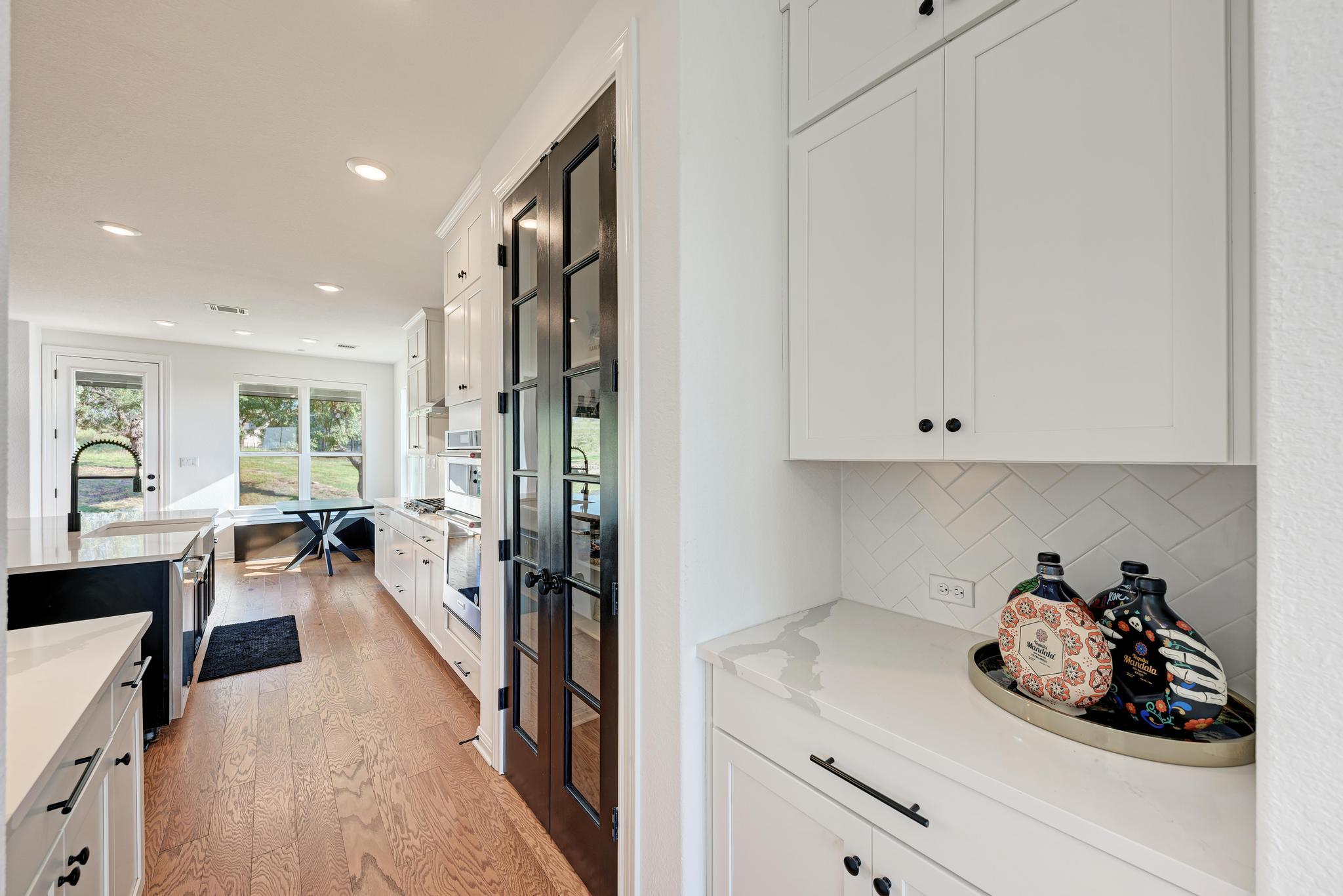 156 Verdejo Dr, Dripping Springs, TX 78620