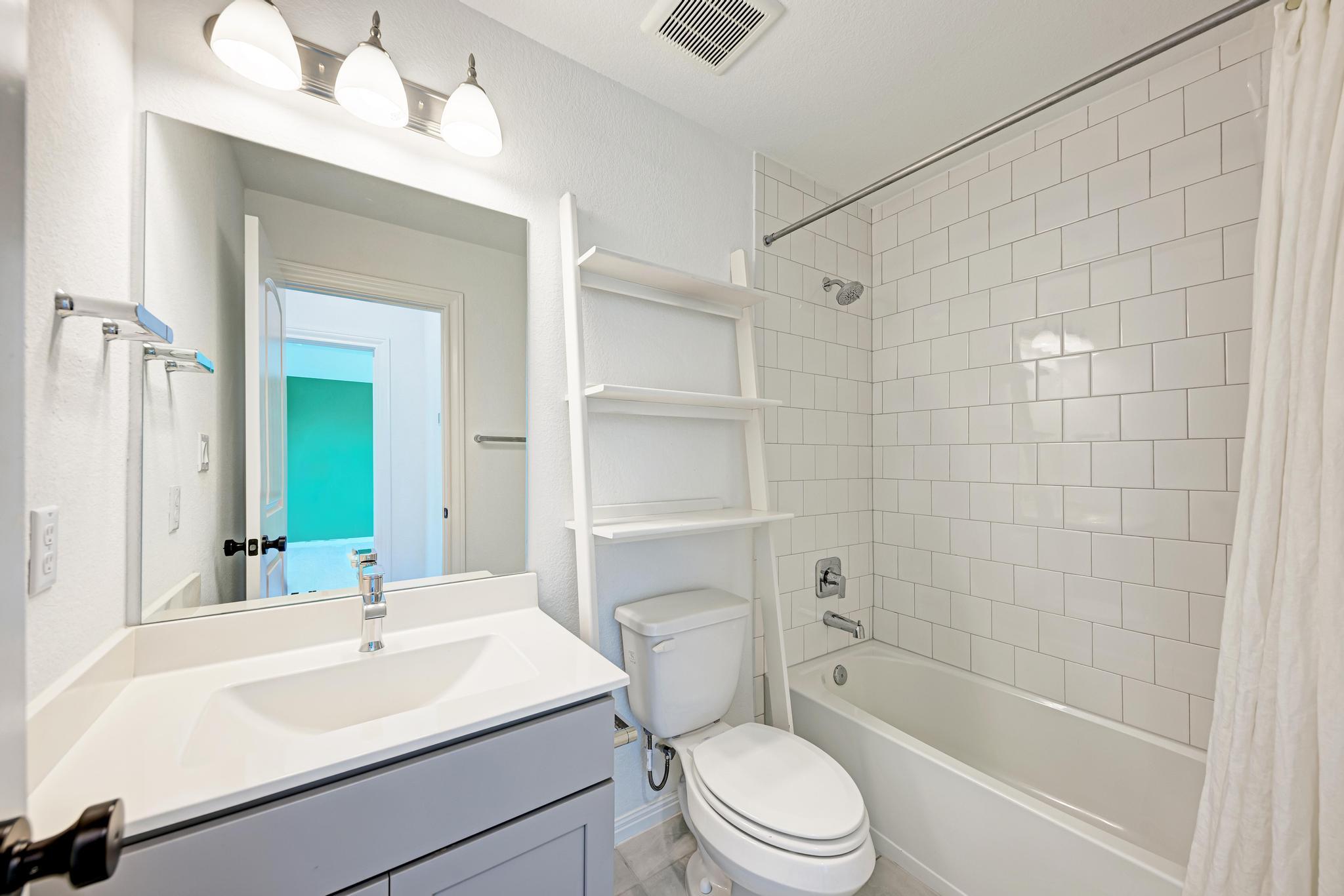 156 Verdejo Dr, Dripping Springs, TX 78620