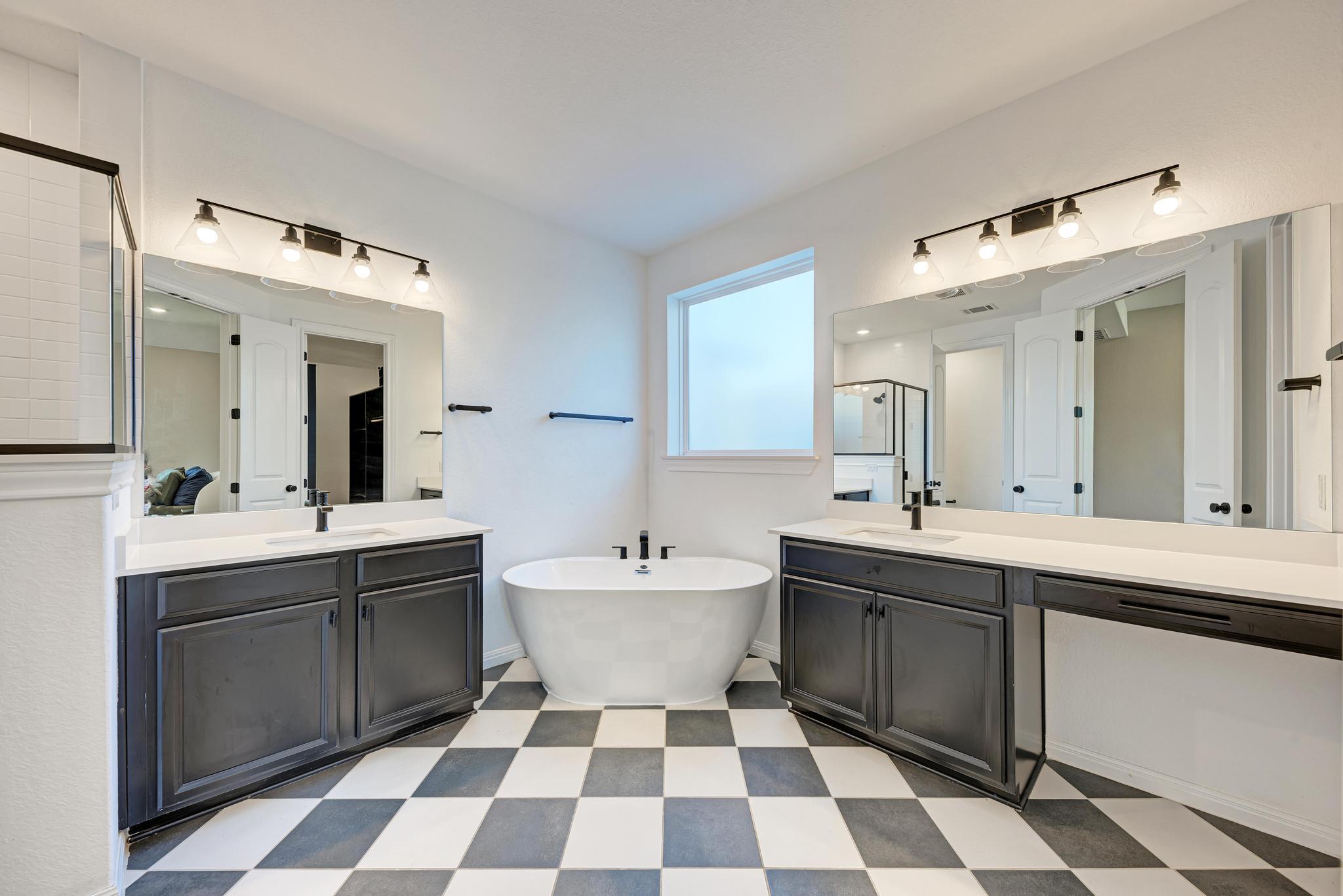 156 Verdejo Dr, Dripping Springs, TX 78620