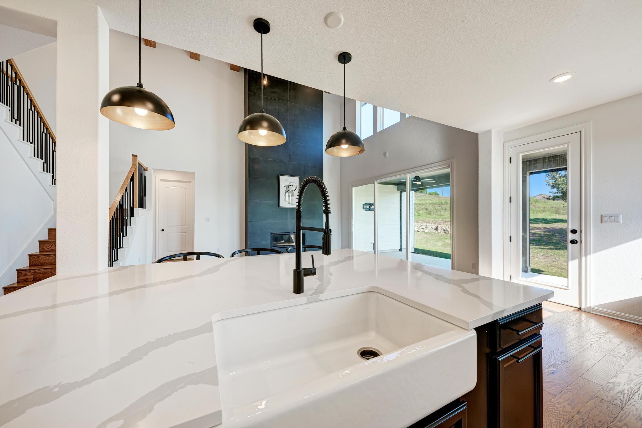 156 Verdejo Dr, Dripping Springs, TX 78620