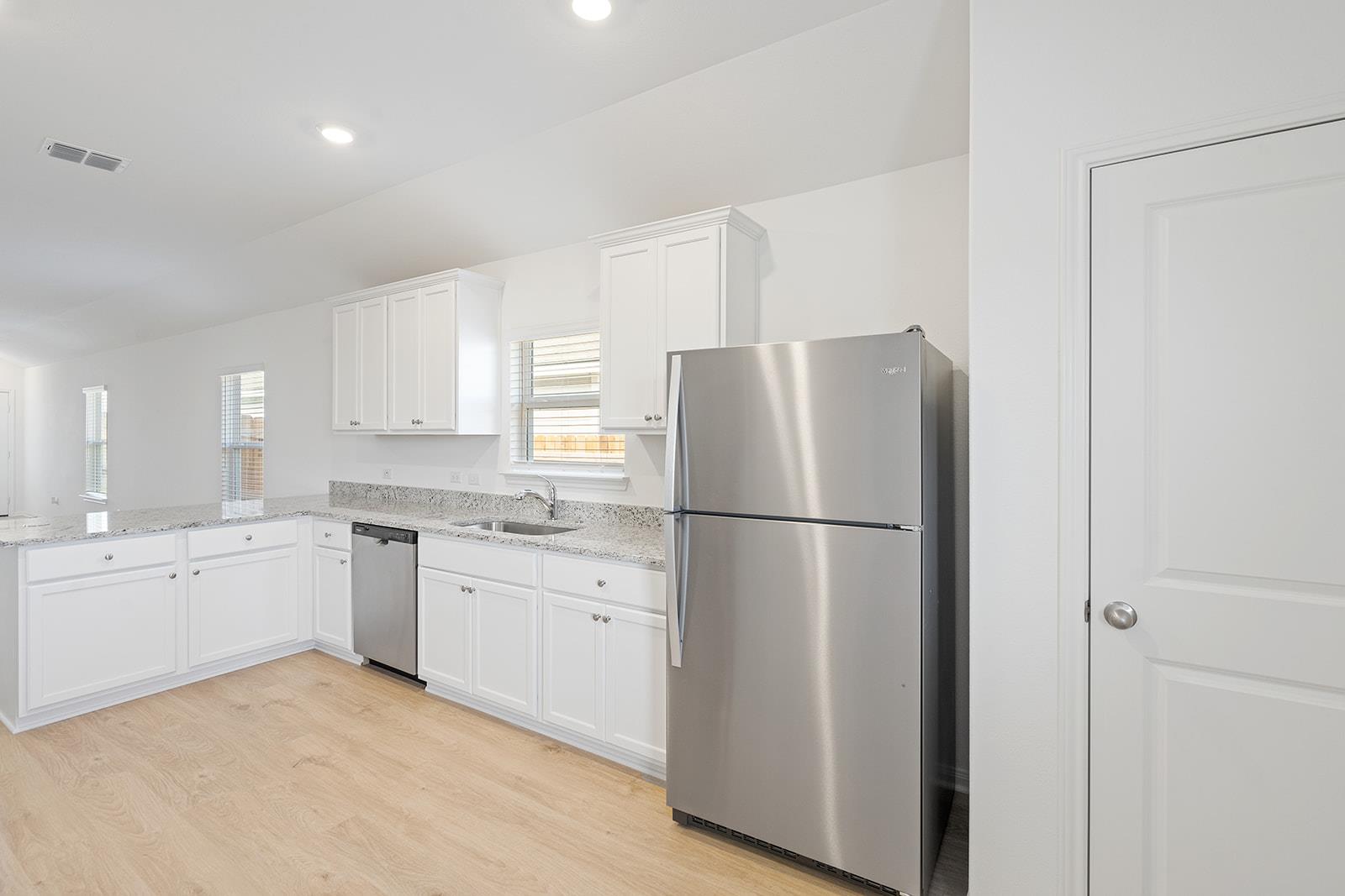 109 Paria Ct, Jarrell, TX 76537