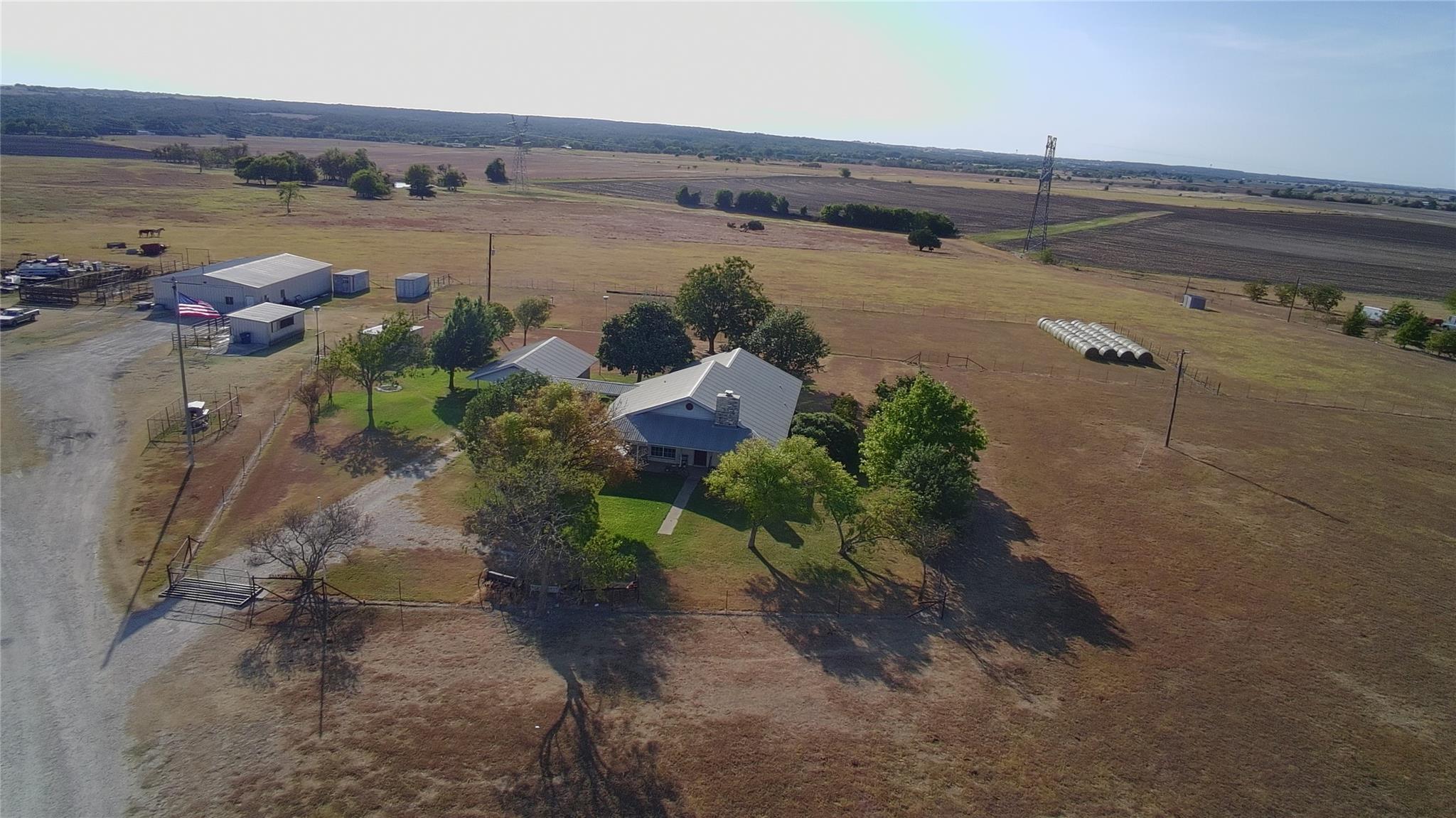 1375 CR 320, Granger, TX 76530