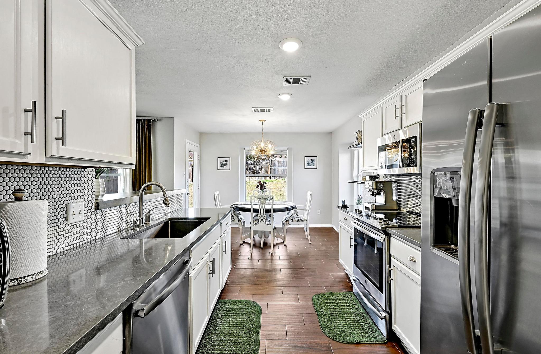 12816 White House St, Manor, TX 78653