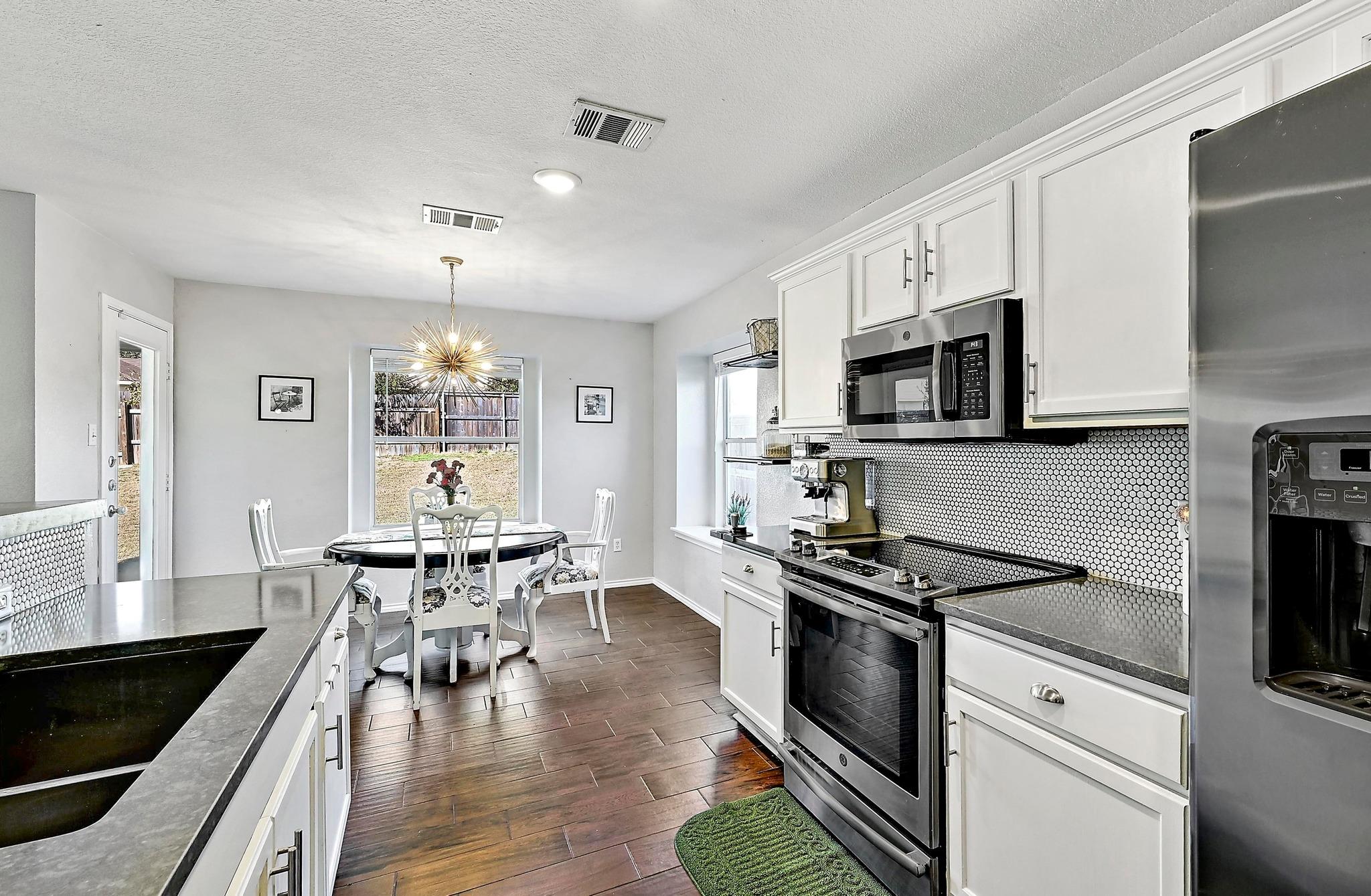 12816 White House St, Manor, TX 78653