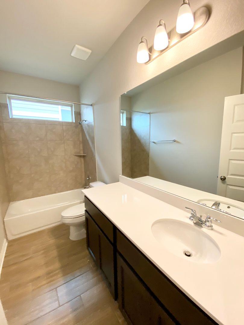 103 Wild Wind Cv, Jarrell, TX 76537